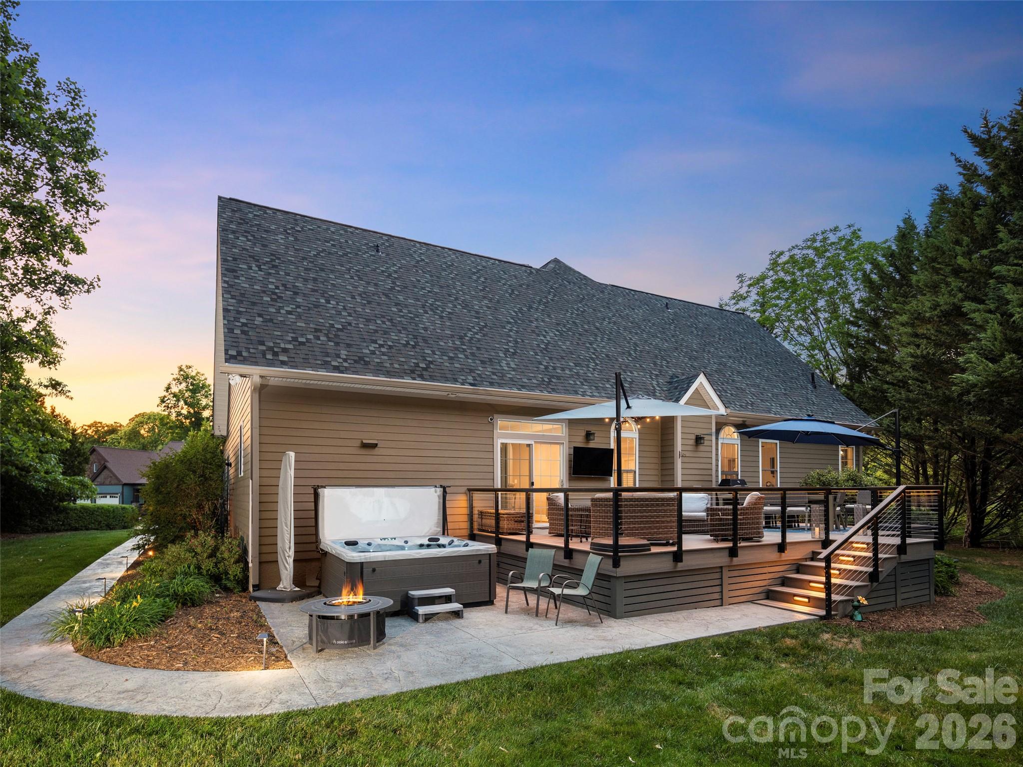 47 Drakes Meadow Lane — Arden