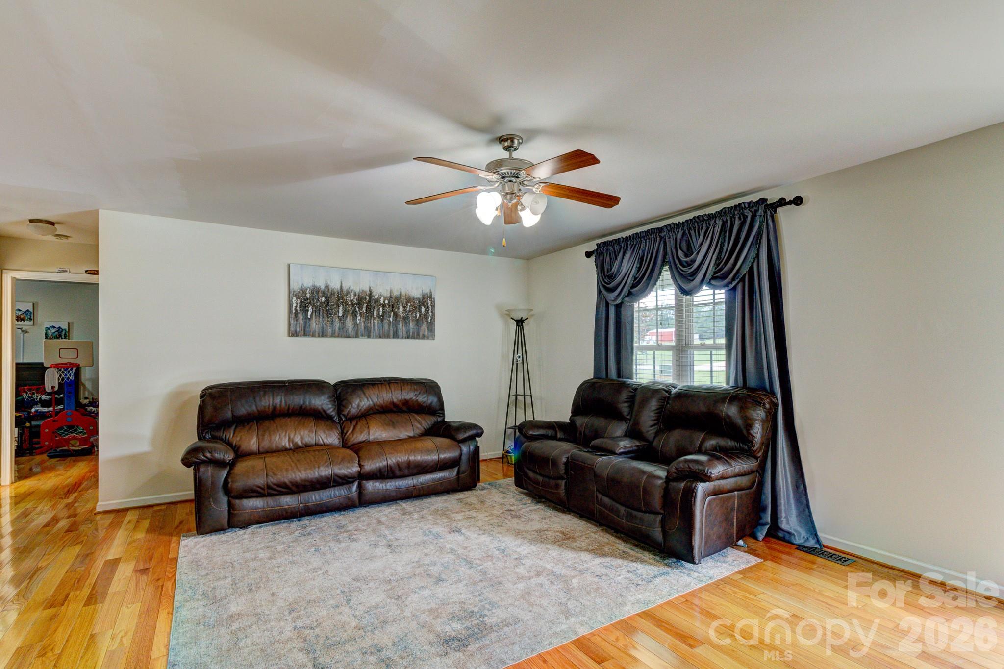 4671 Garys Place — Crouse