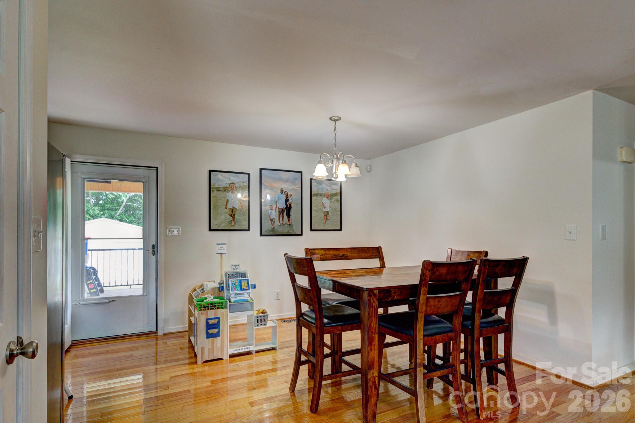 4671 Garys Place — Crouse