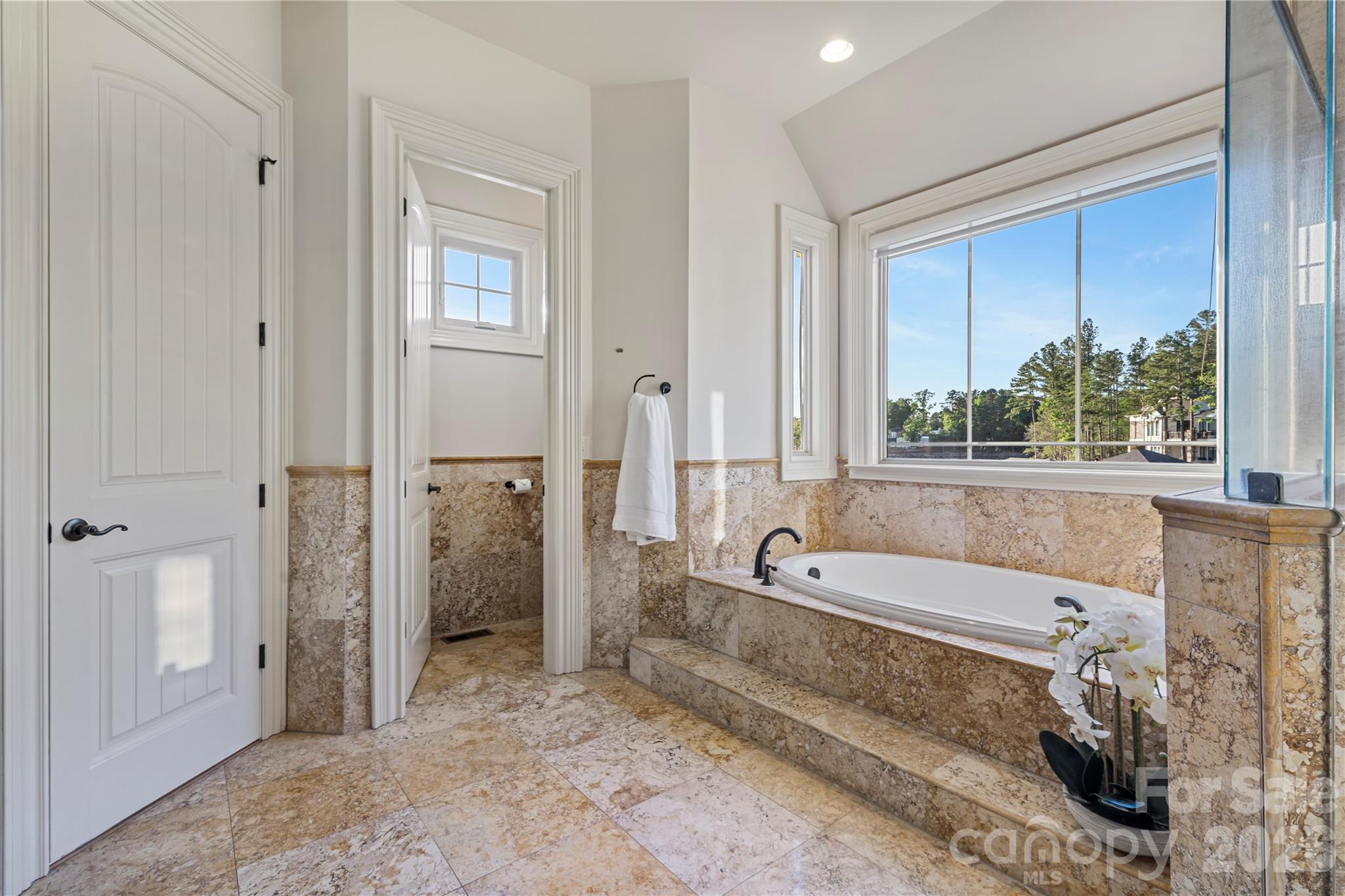 142 Forest Lake Court — Mount Gilead