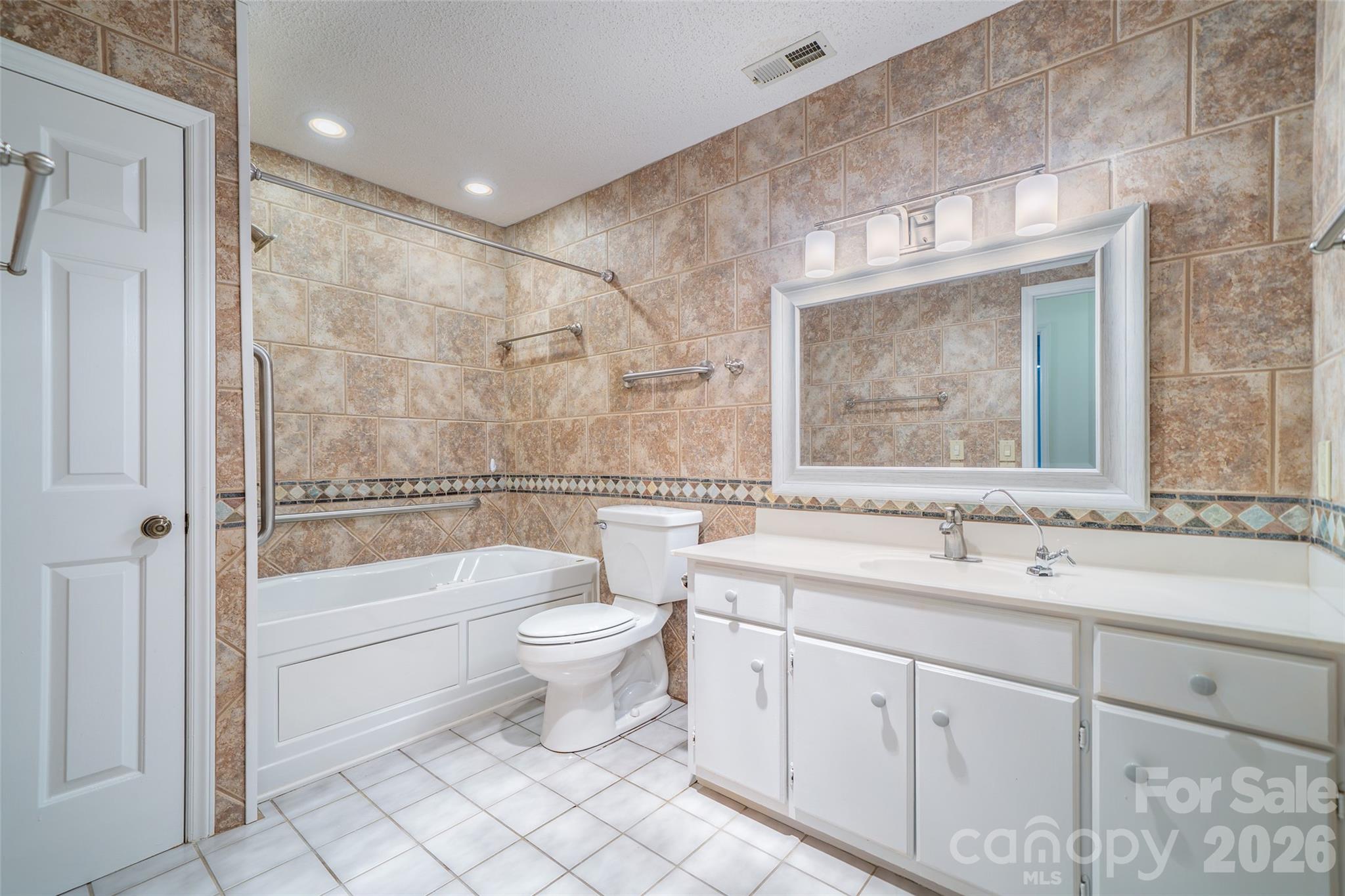 12 Pebble Creek Drive — Asheville