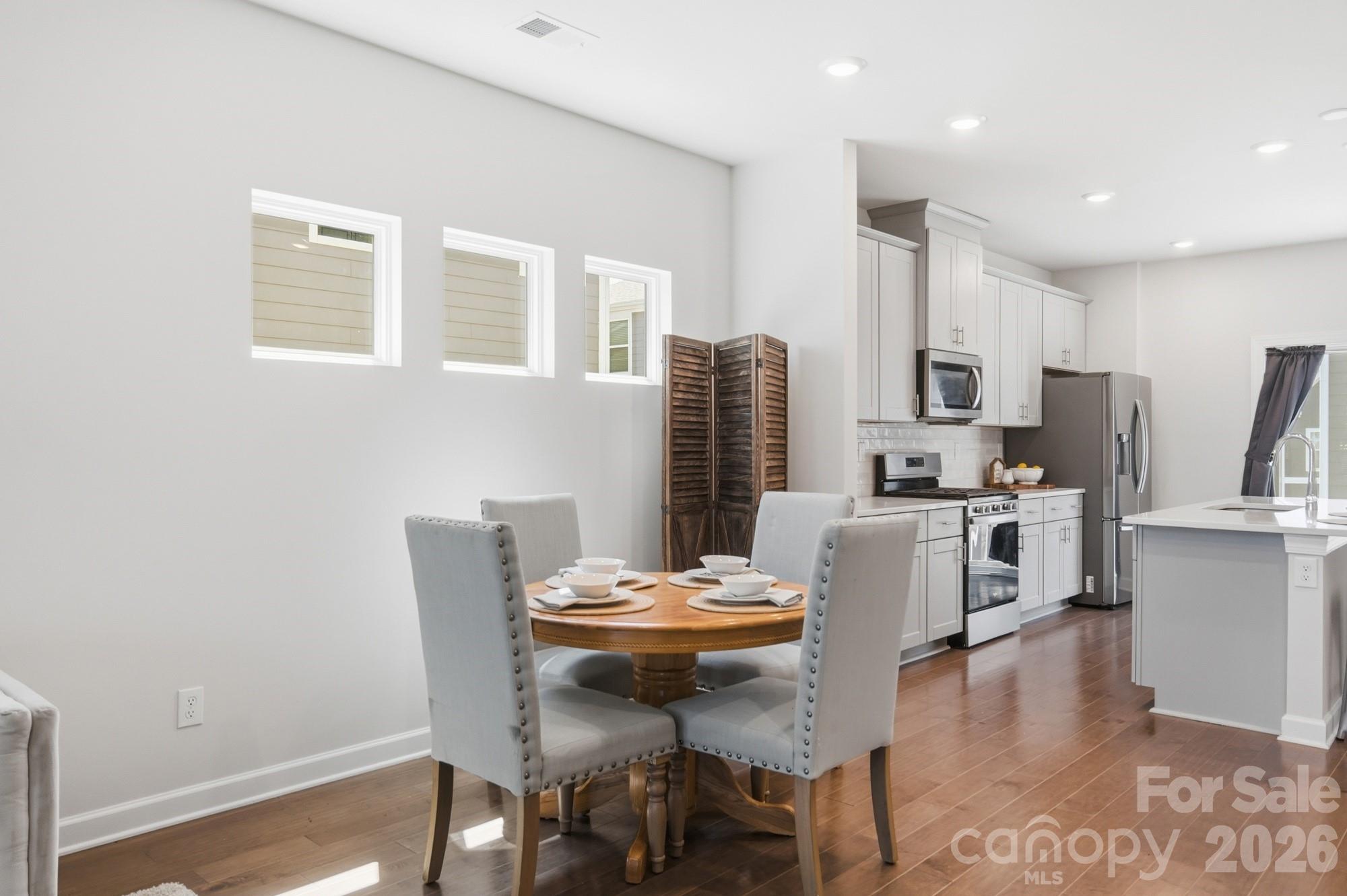 3742 Memorial Parkway — Charlotte