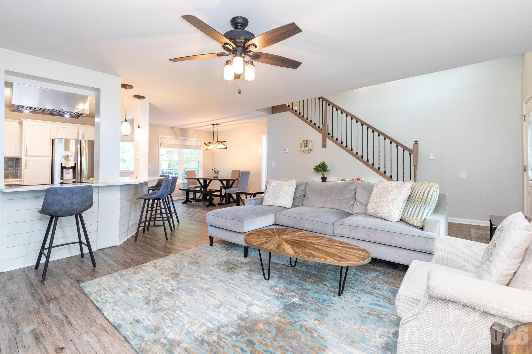 215 Butternut Lane — Leicester