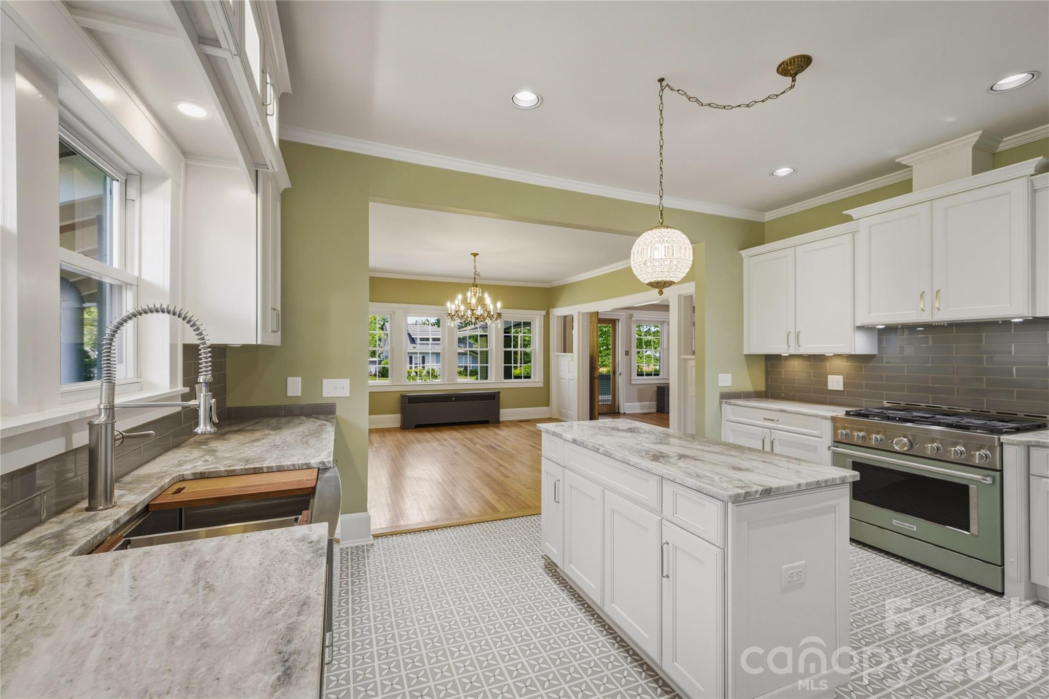 311 West Union Street — Morganton