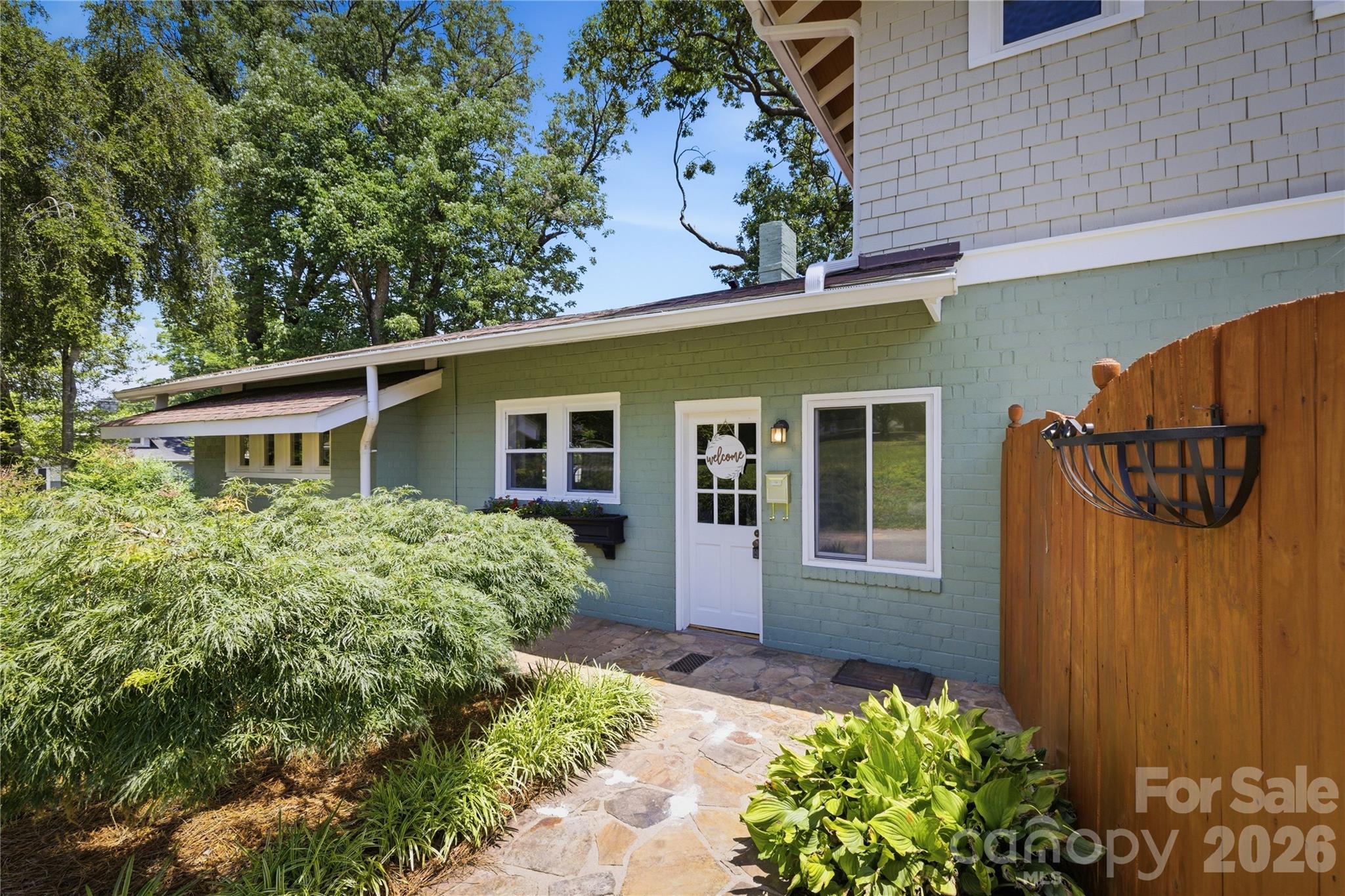 311 West Union Street — Morganton
