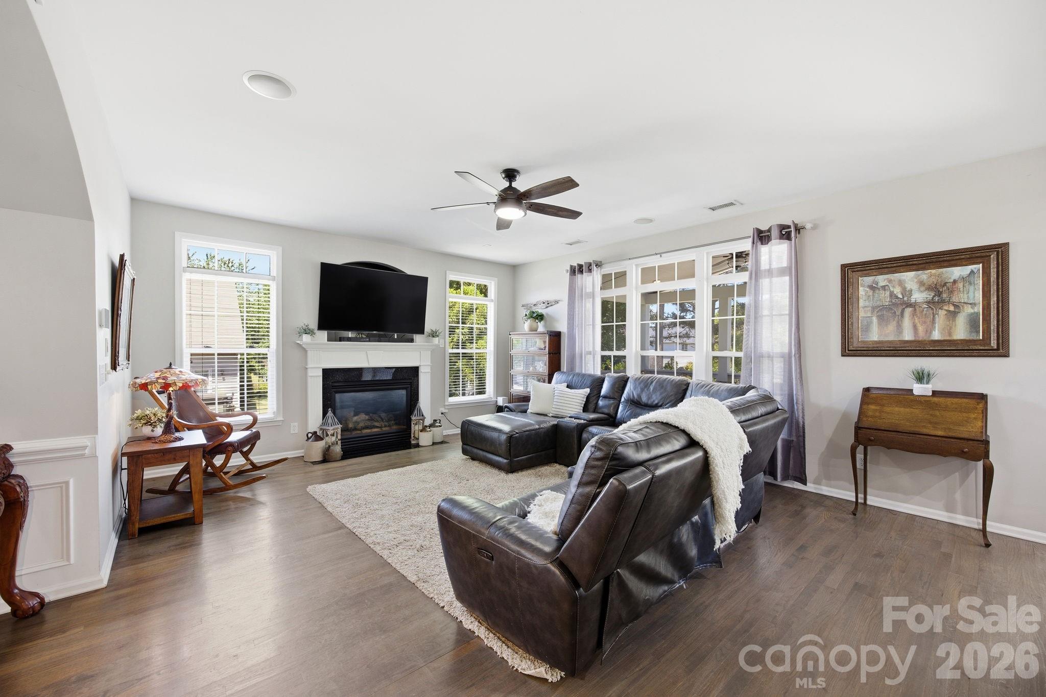 15432 Saxon Trace Court — Huntersville