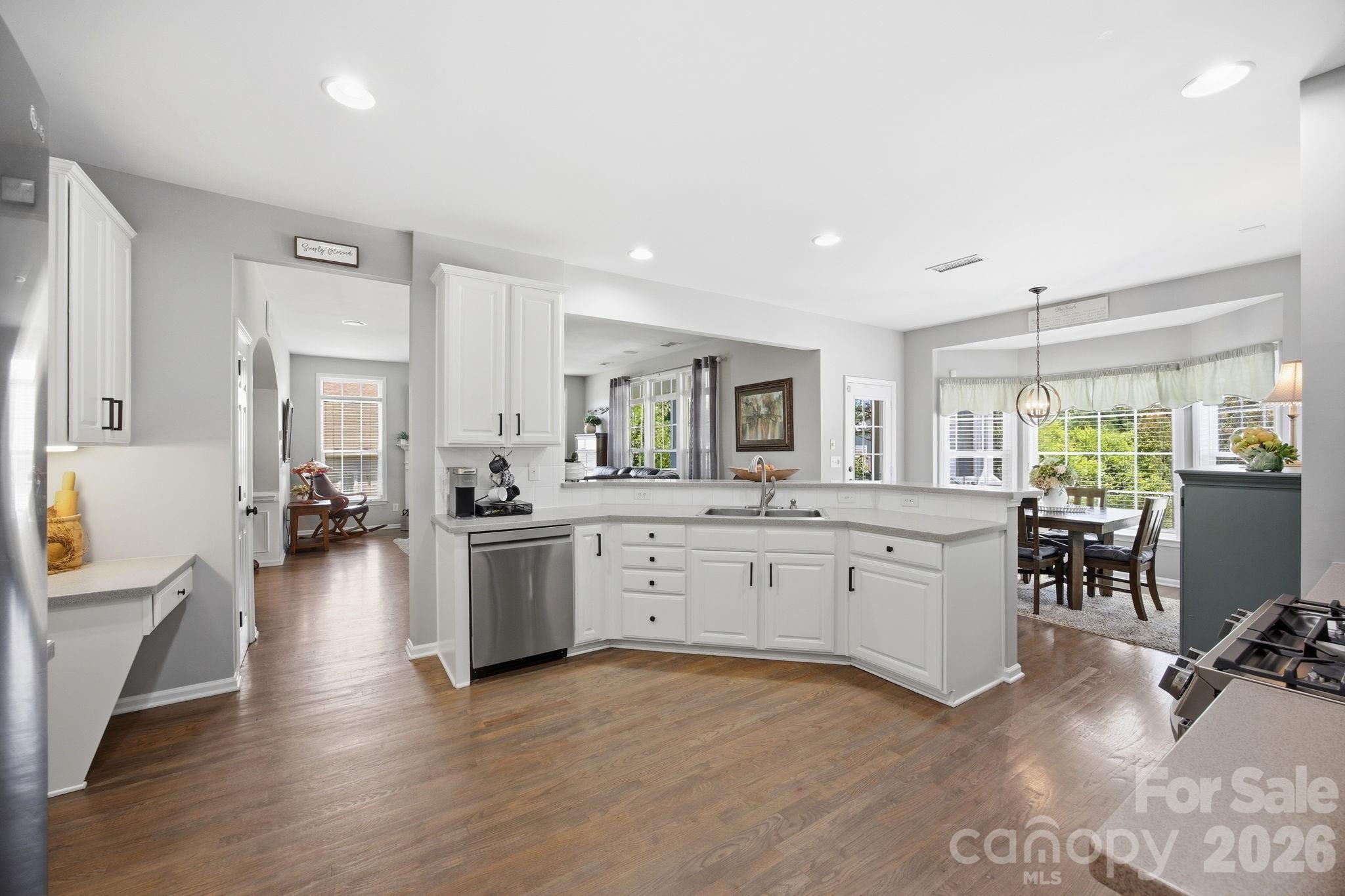 15432 Saxon Trace Court — Huntersville