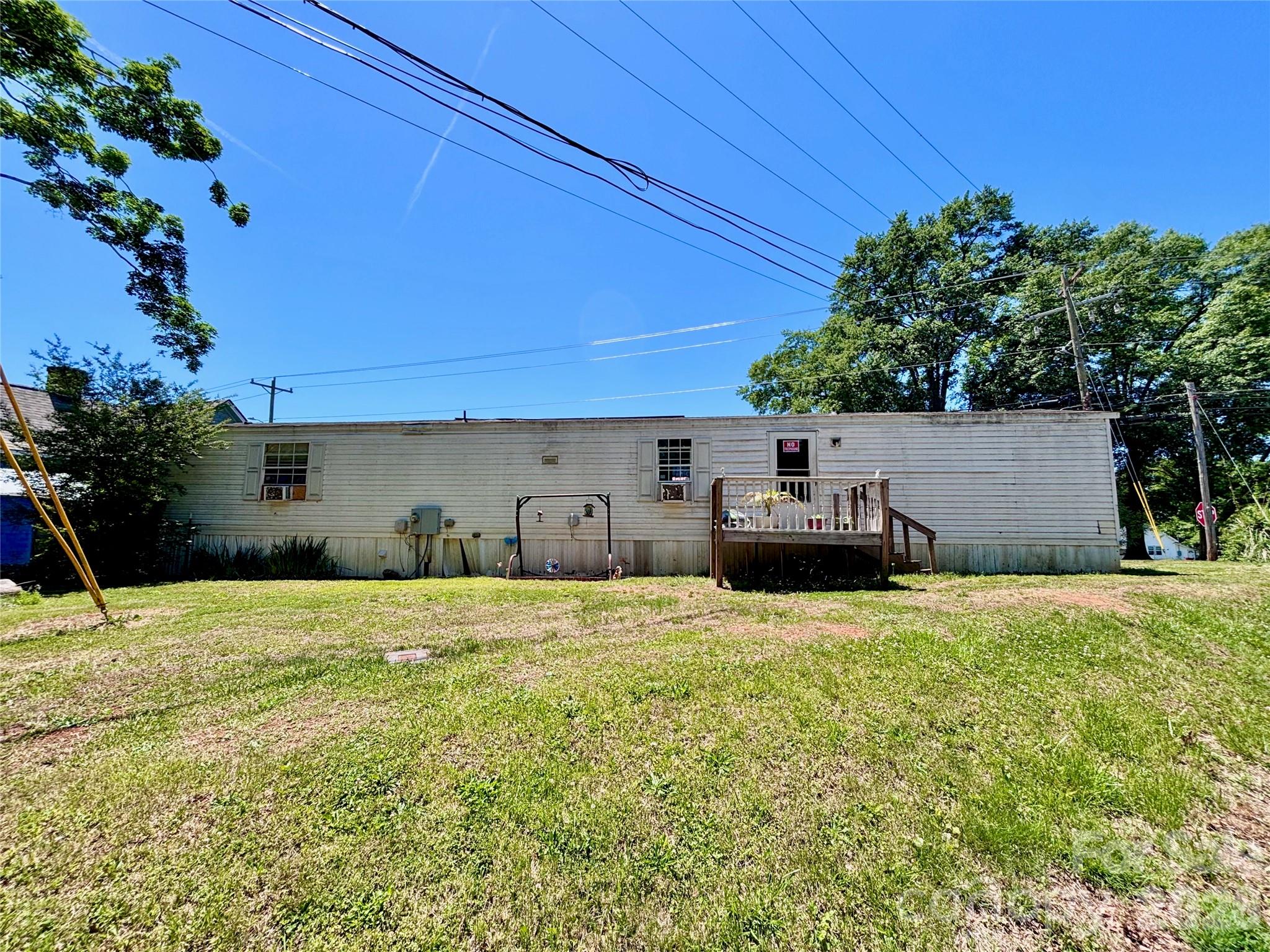 126 West Street — Ellenboro