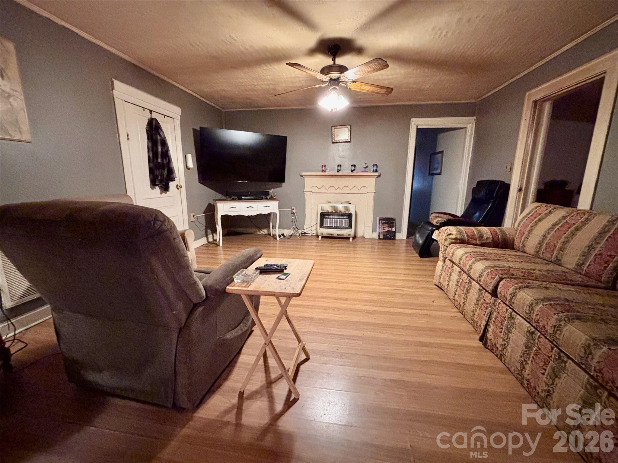 126 West Street — Ellenboro