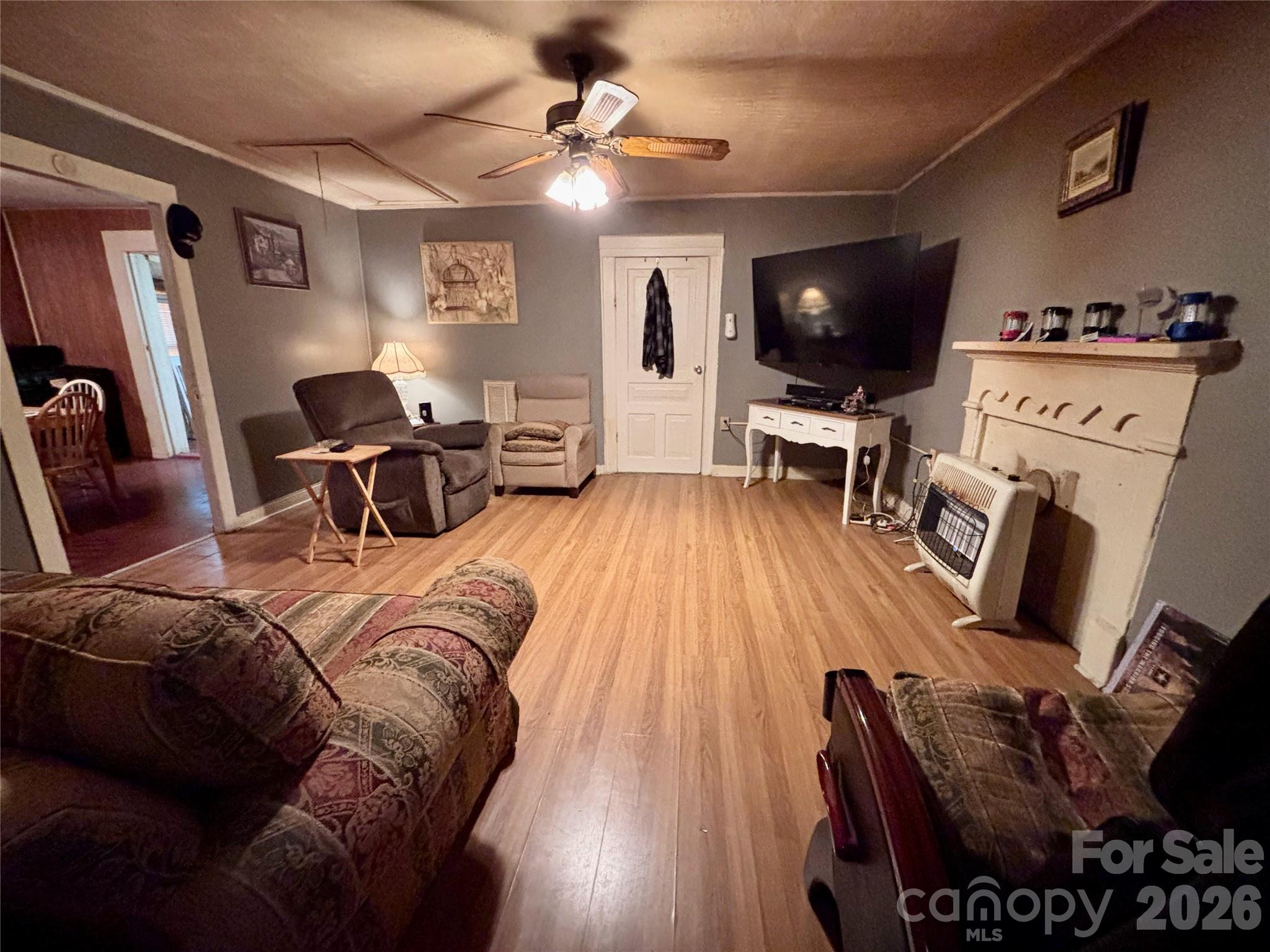 126 West Street — Ellenboro