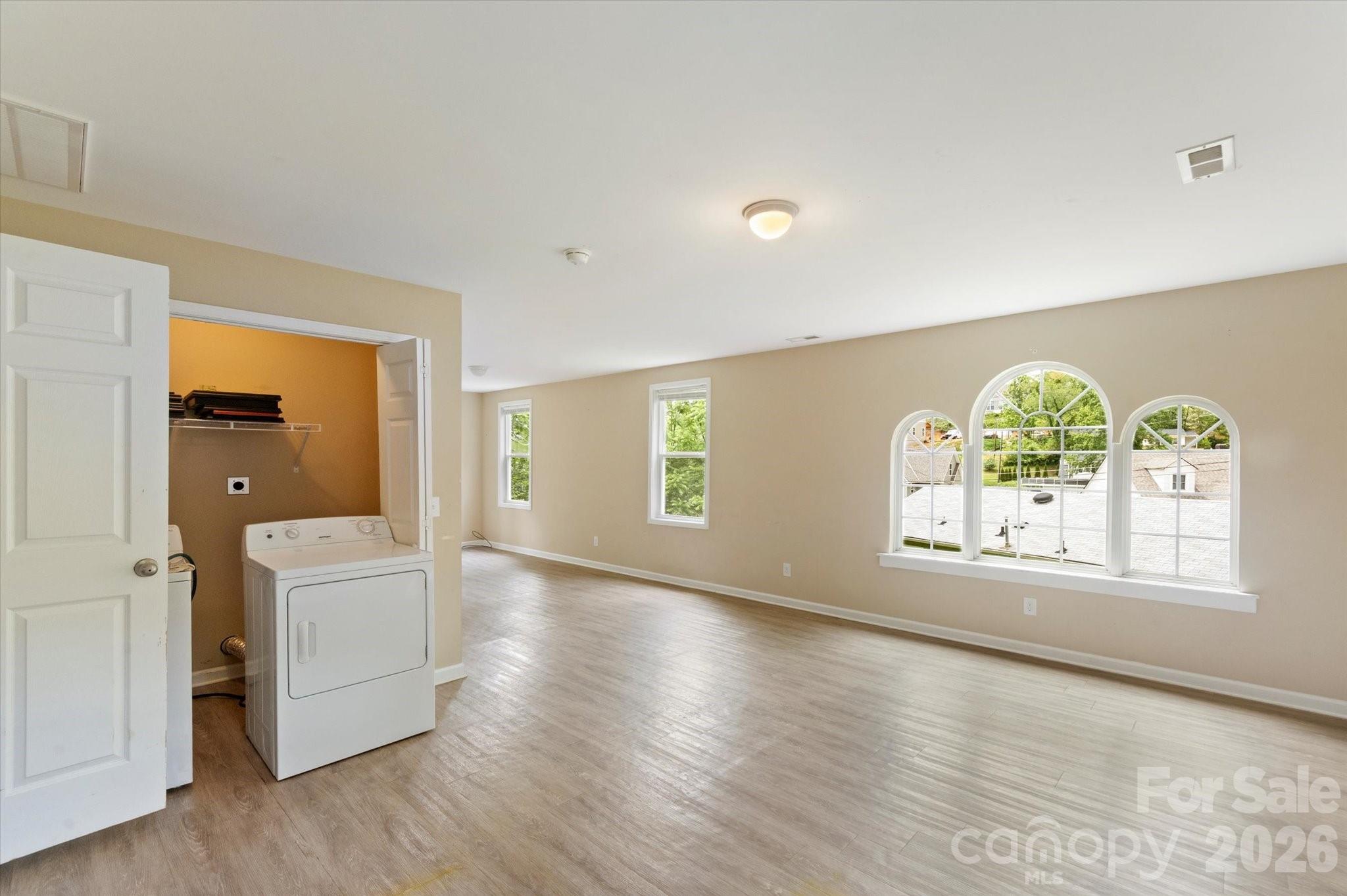 407 W Main Street — Brevard