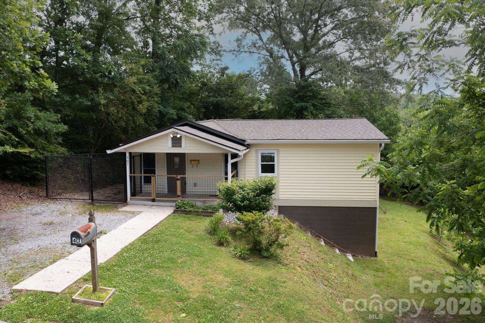 407 W Main Street — Brevard
