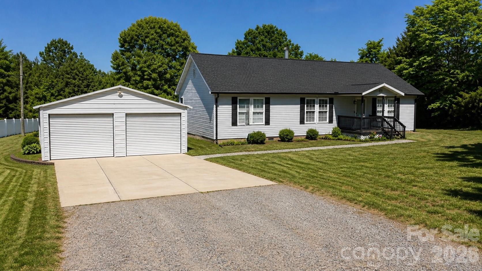 205 Moss Drive — Concord