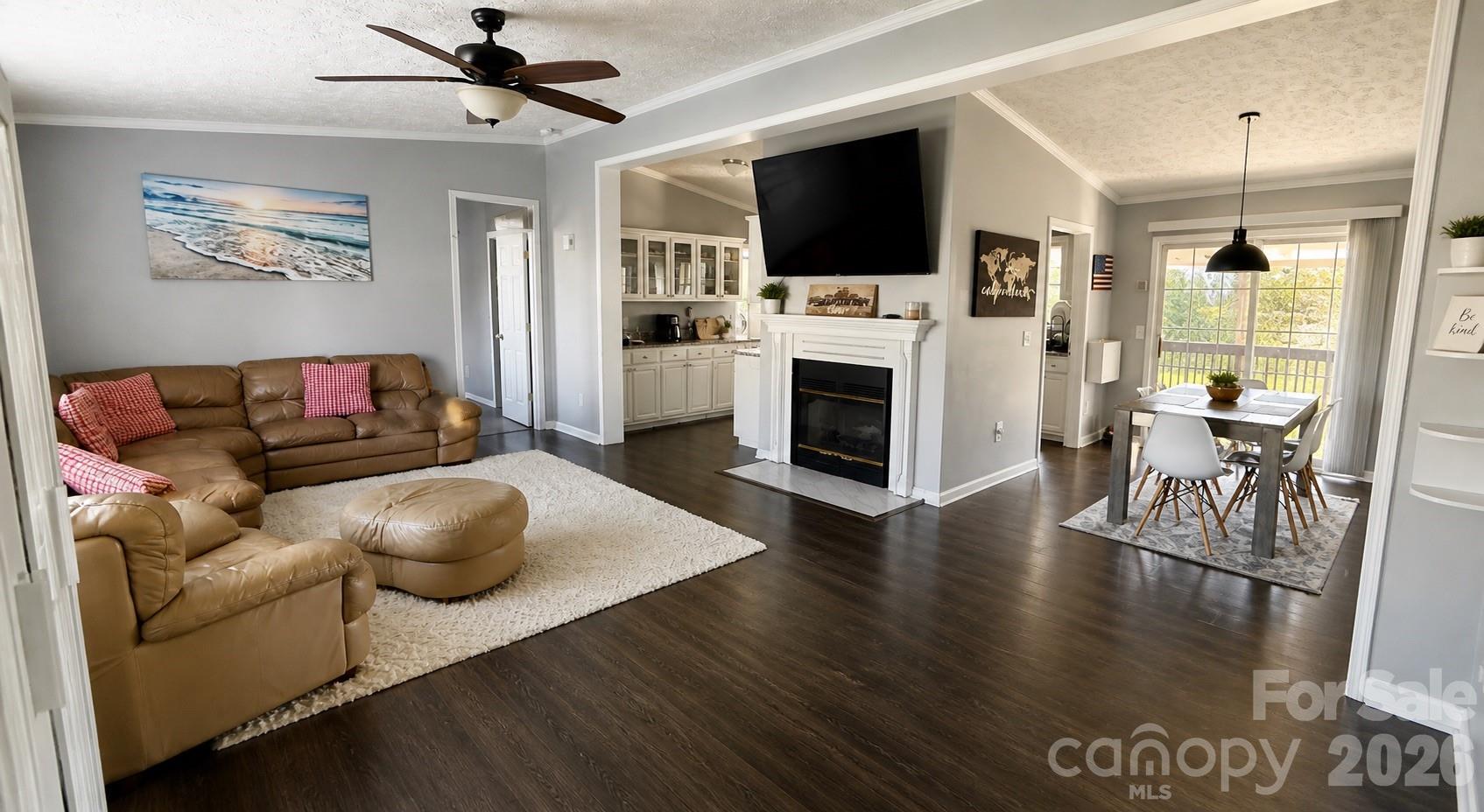 205 Moss Drive — Concord