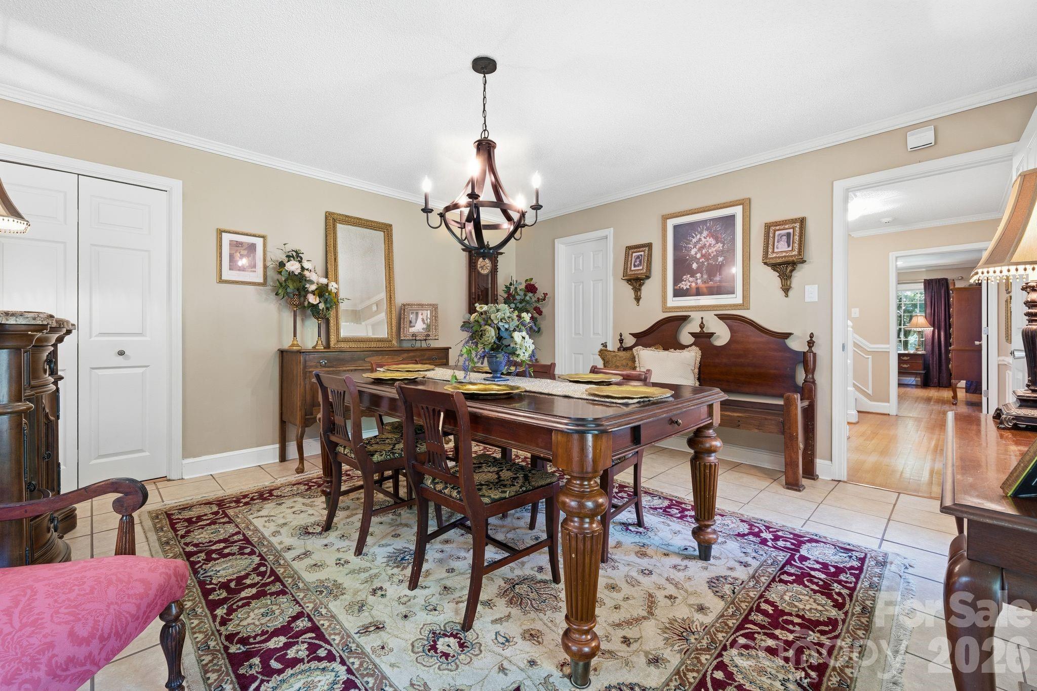 3500 Sunningdale Lane #221 — Statesville