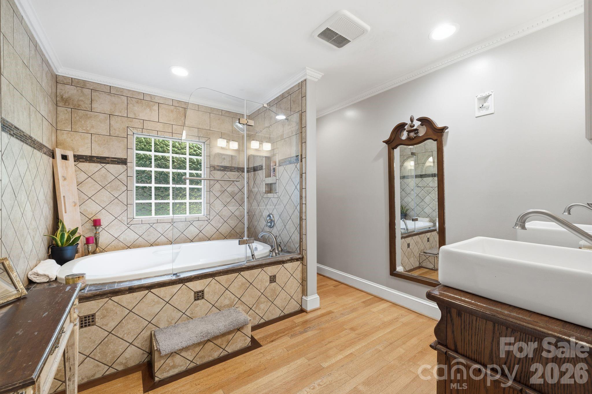 3500 Sunningdale Lane #221 — Statesville