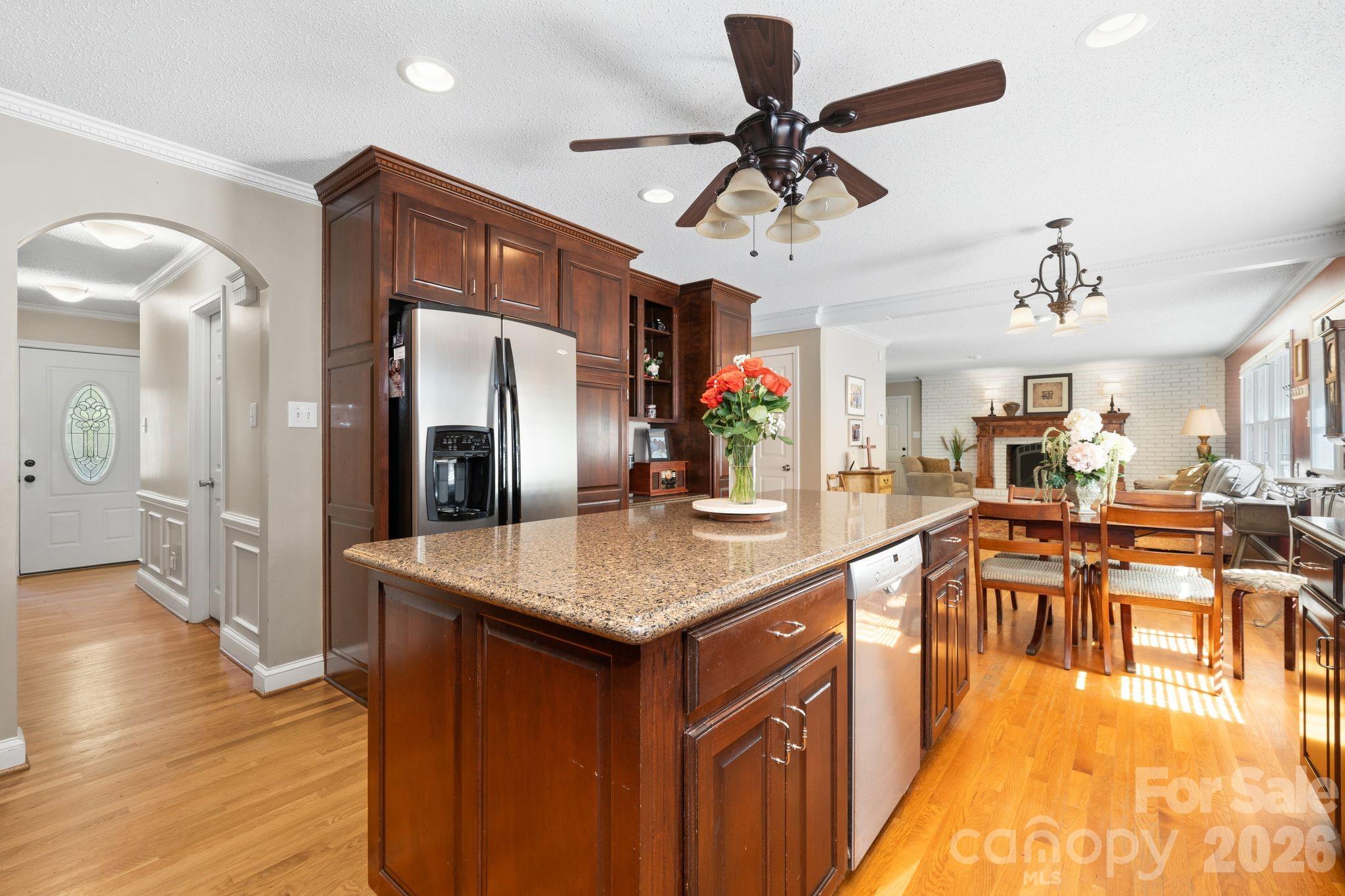 3500 Sunningdale Lane #221 — Statesville