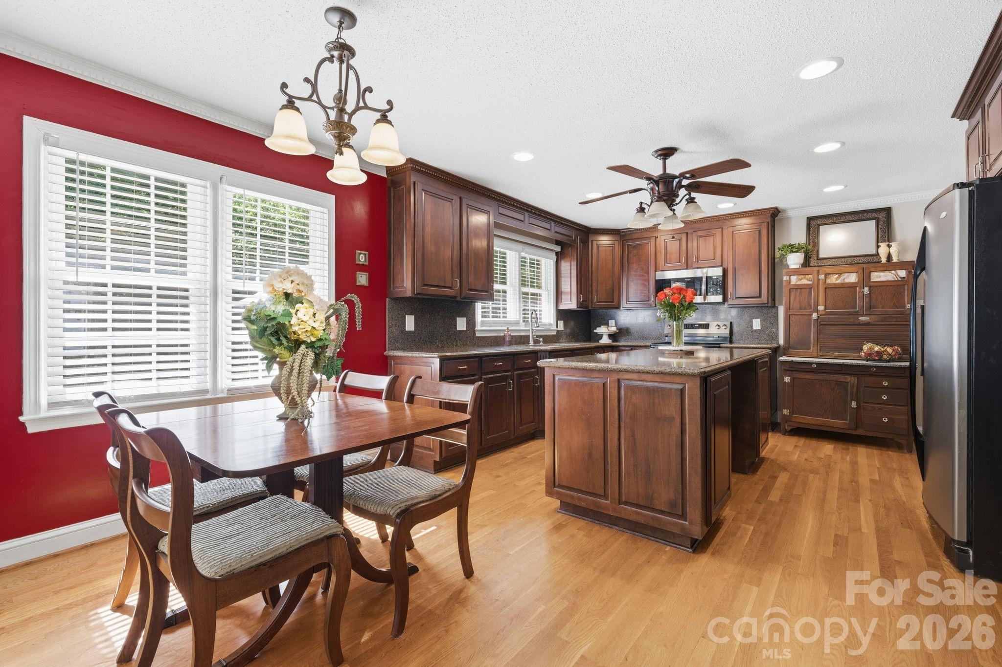 3500 Sunningdale Lane #221 — Statesville