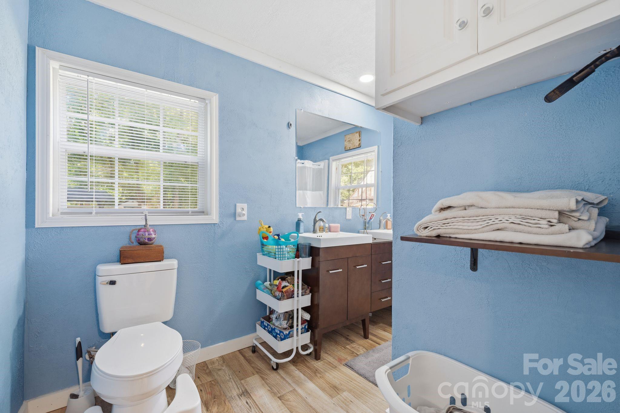 3500 Sunningdale Lane #221 — Statesville
