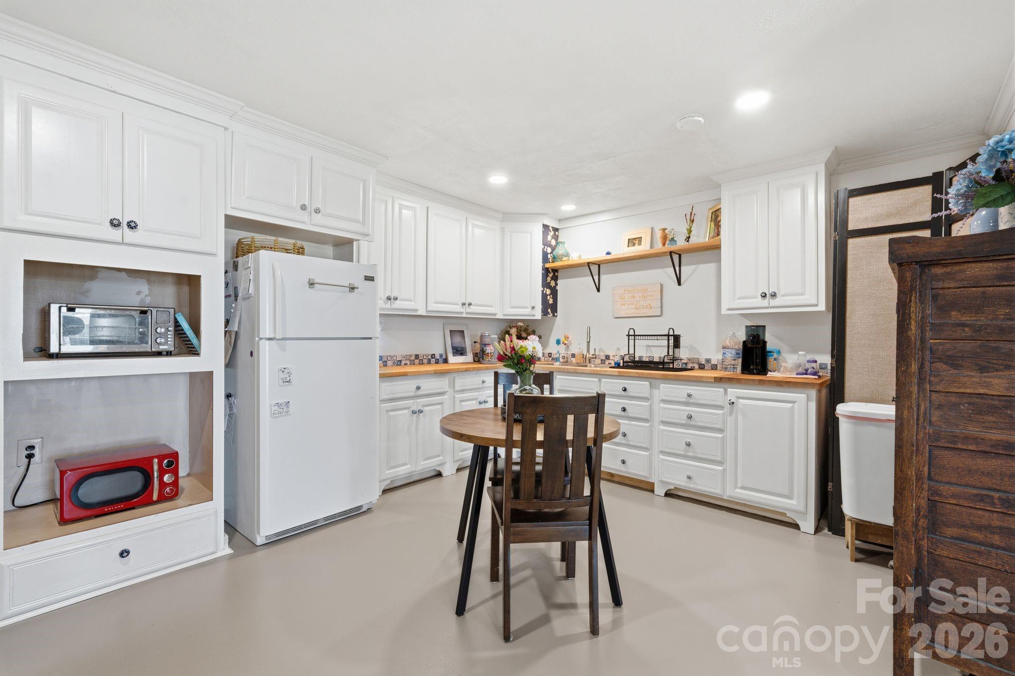 3500 Sunningdale Lane #221 — Statesville