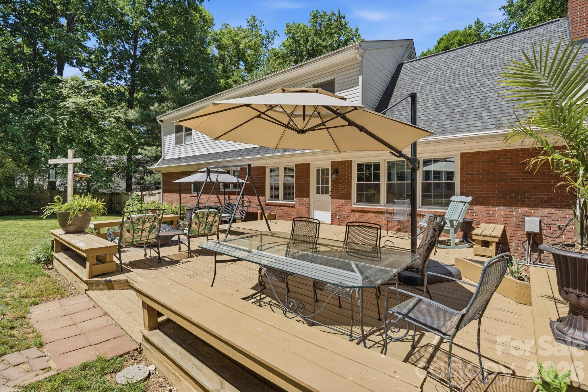 3500 Sunningdale Lane #221 — Statesville