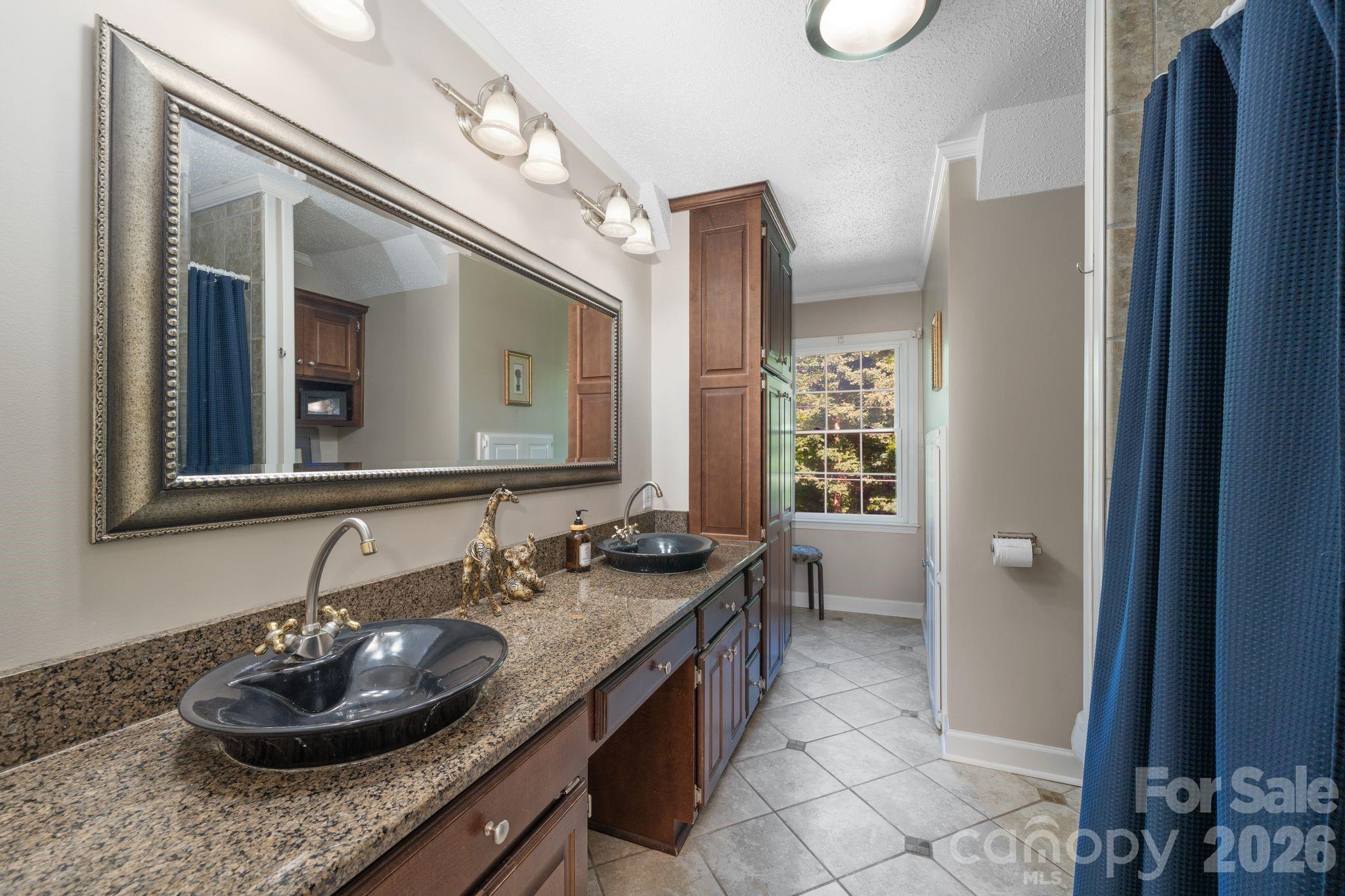 3500 Sunningdale Lane #221 — Statesville