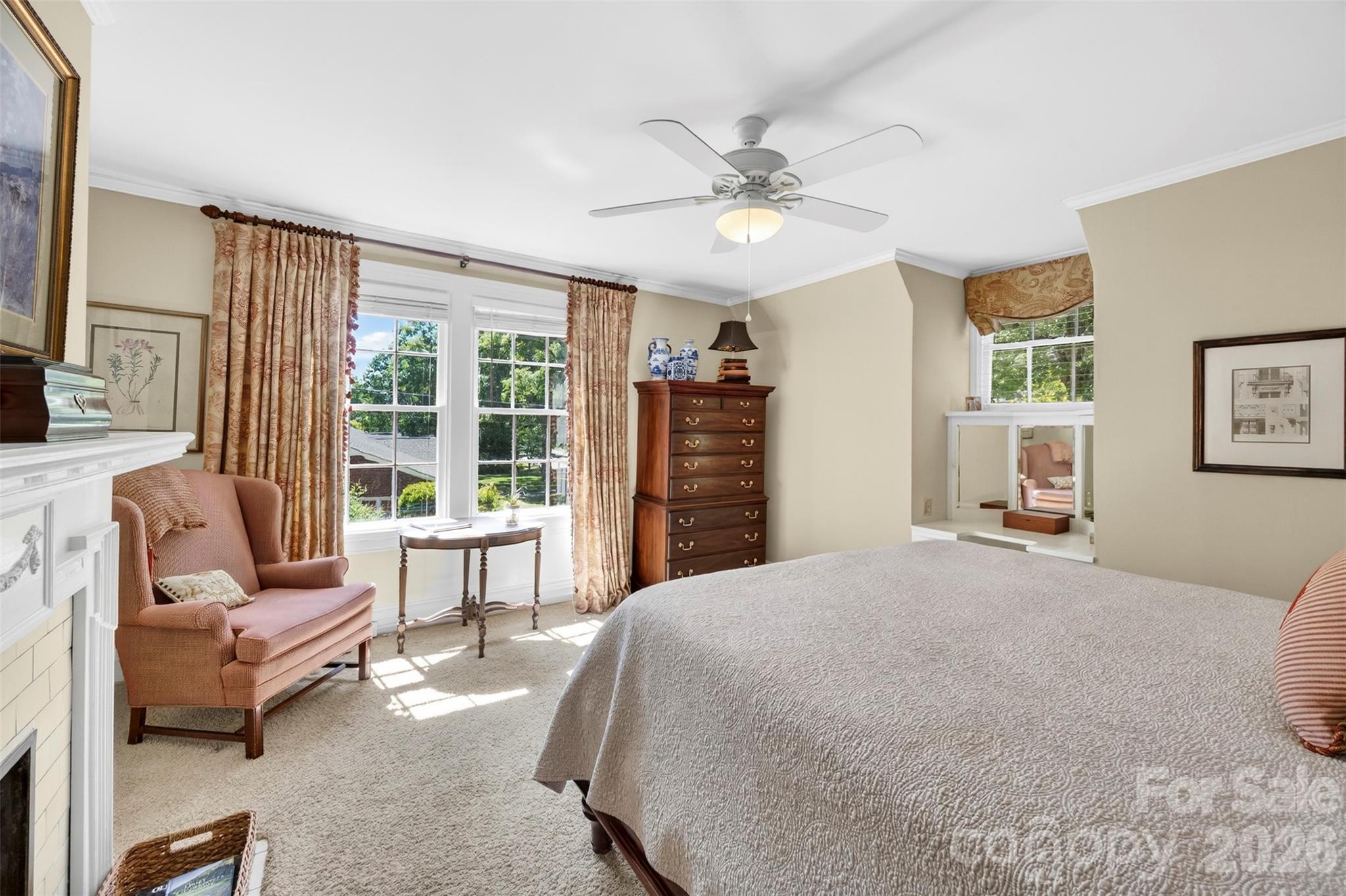 1211 S Belvedere Avenue — Gastonia