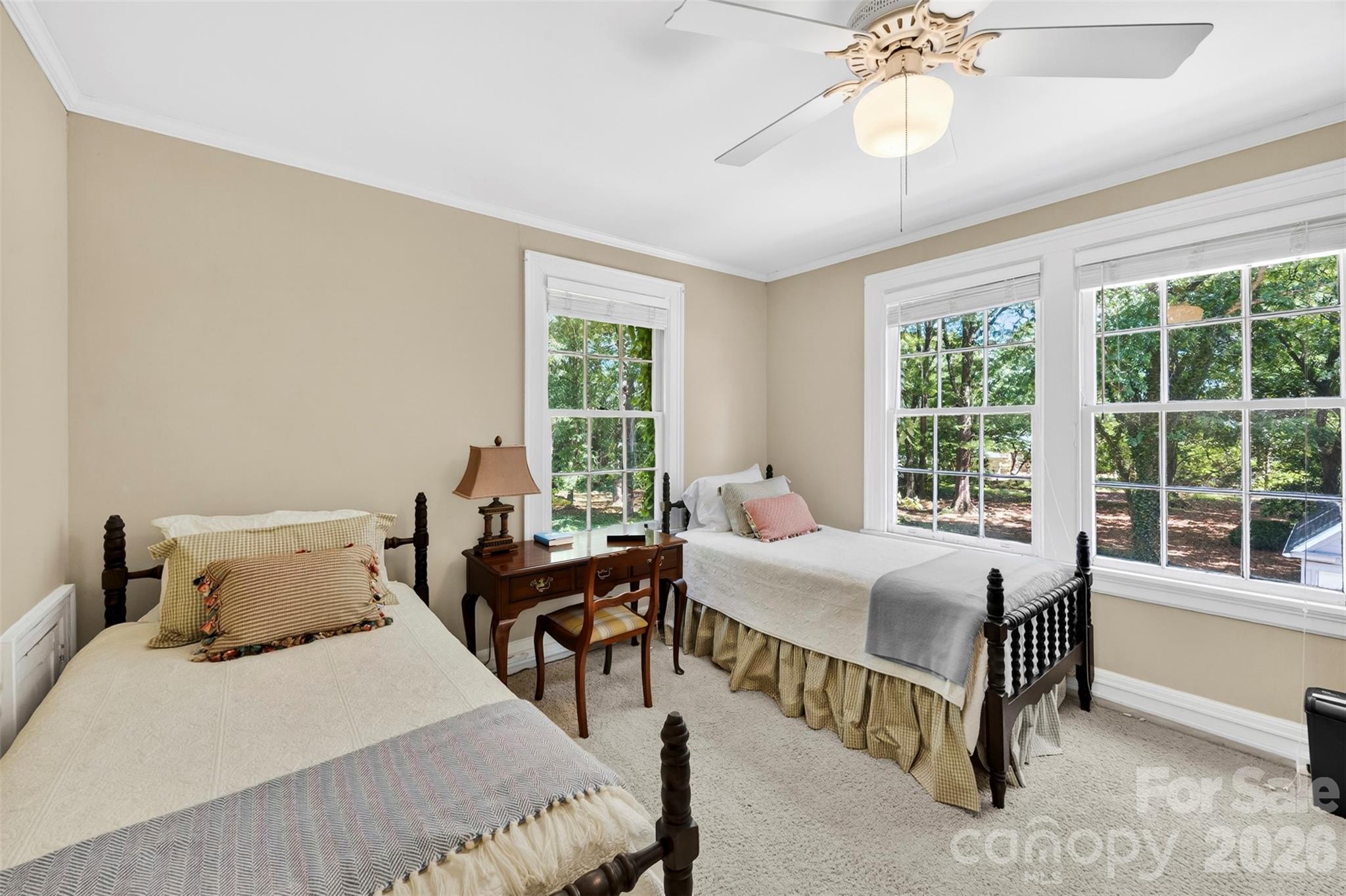 1211 S Belvedere Avenue — Gastonia