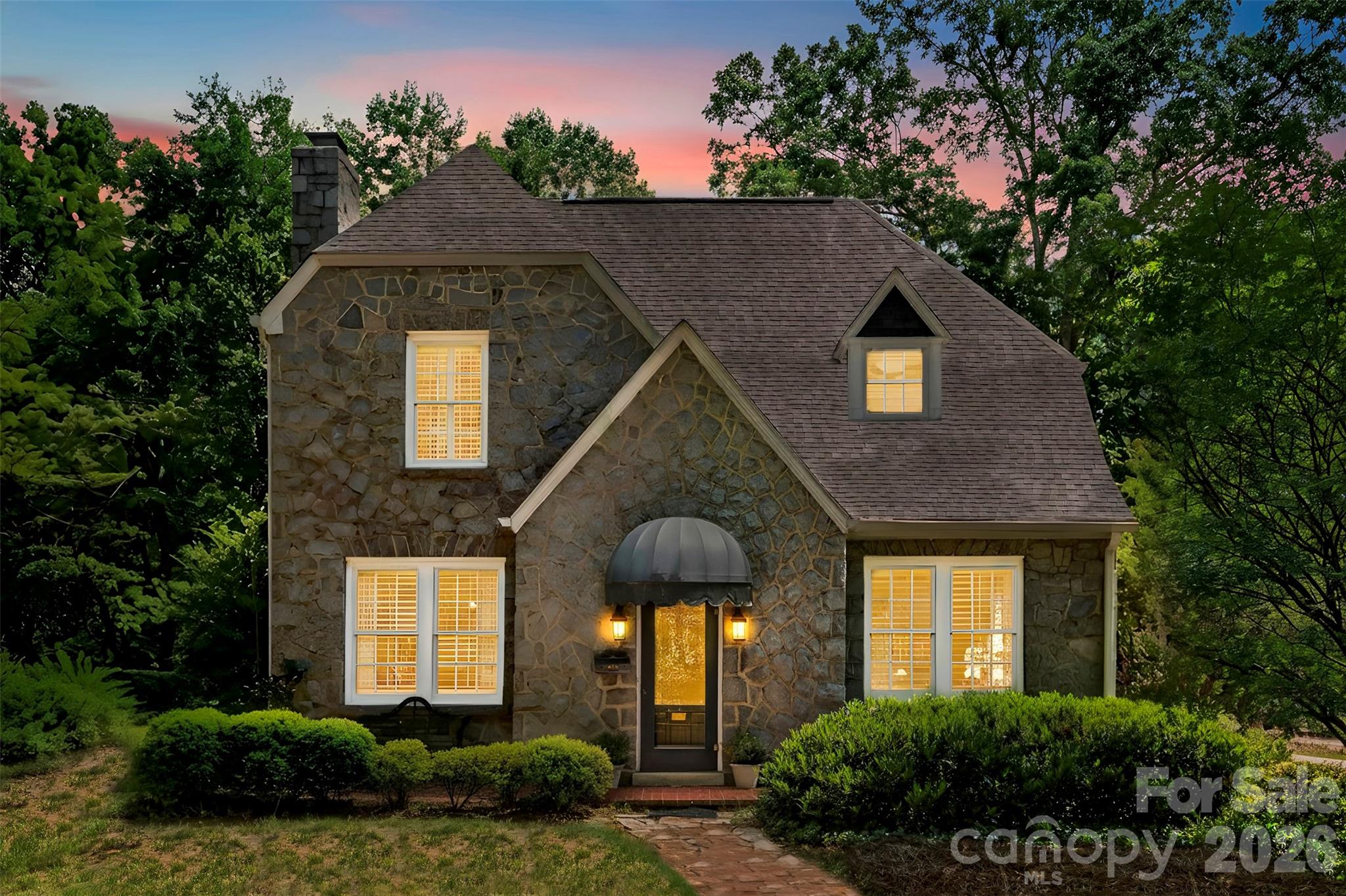1211 S Belvedere Avenue — Gastonia