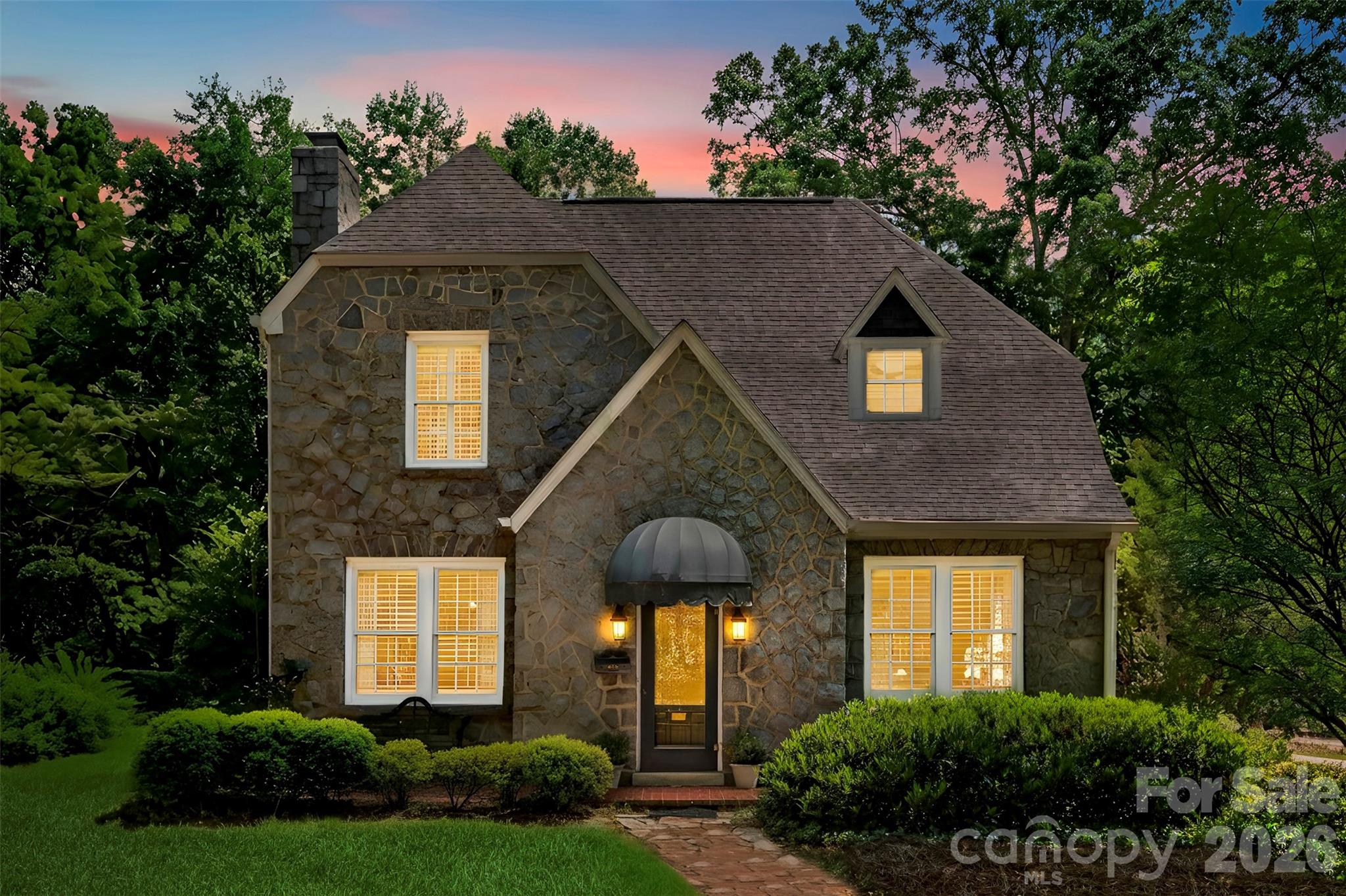 1211 S Belvedere Avenue — Gastonia