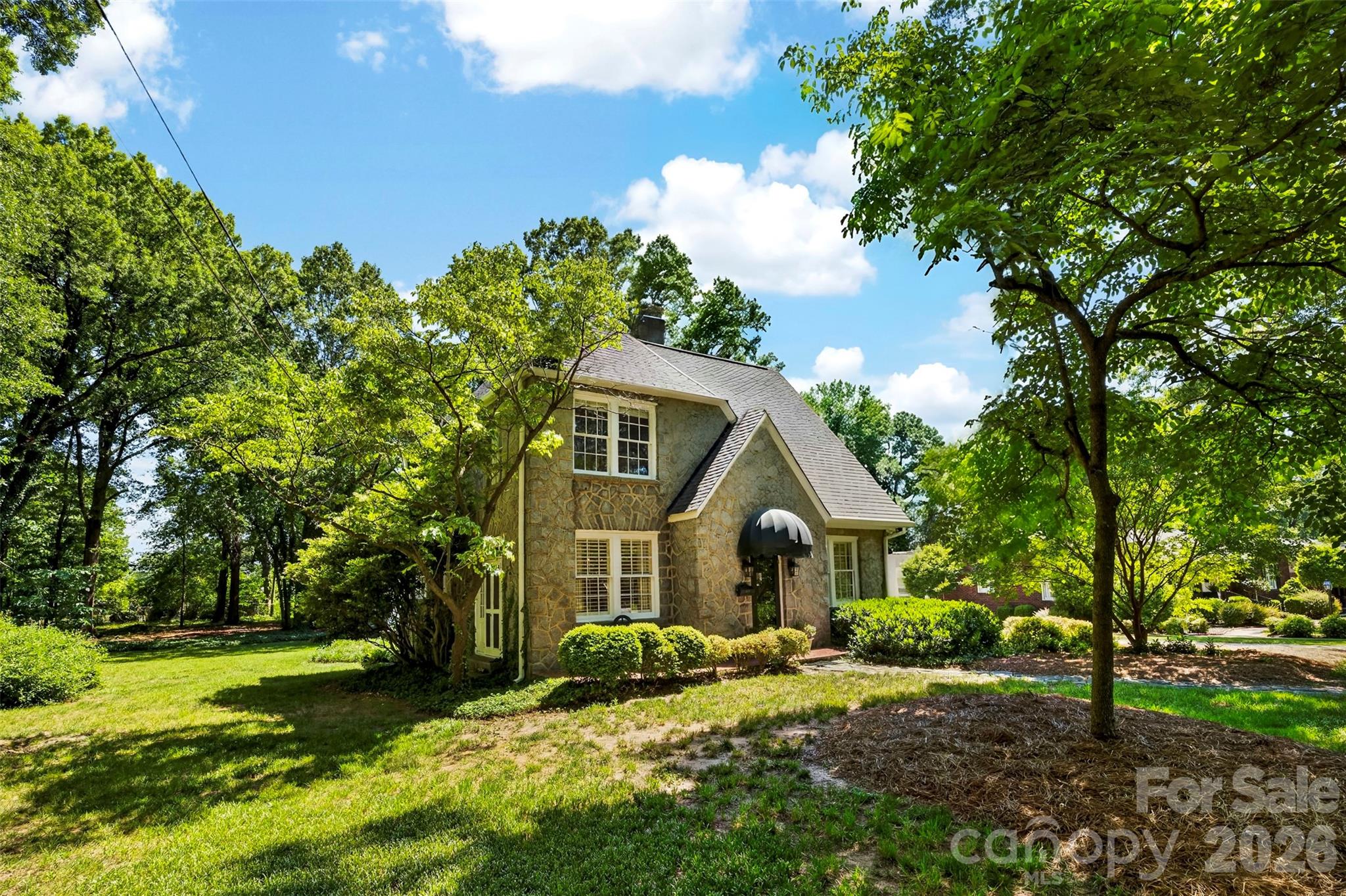1211 S Belvedere Avenue — Gastonia