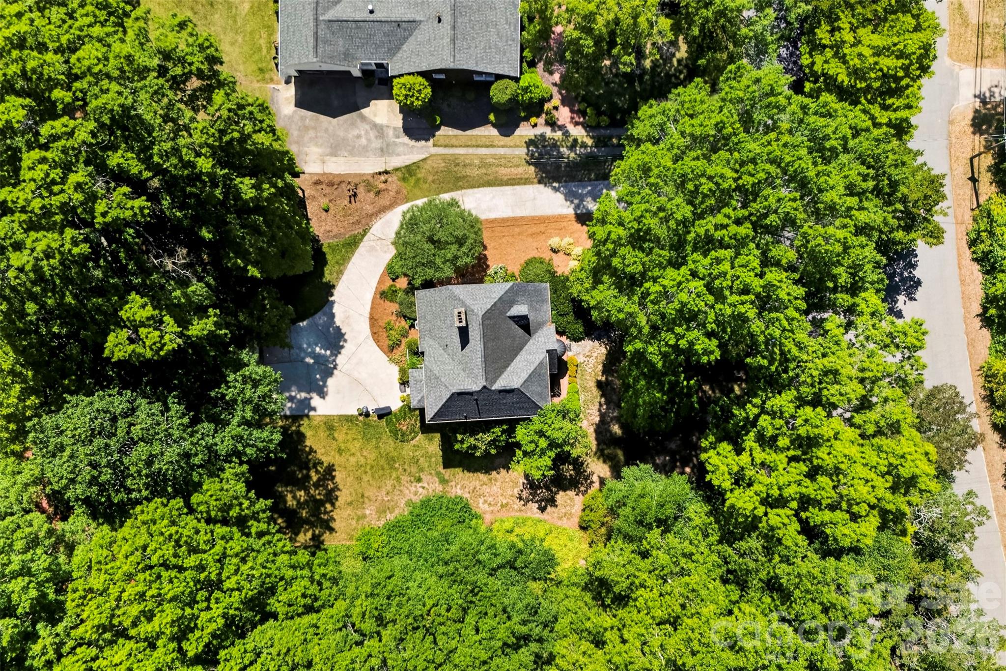 1211 S Belvedere Avenue — Gastonia