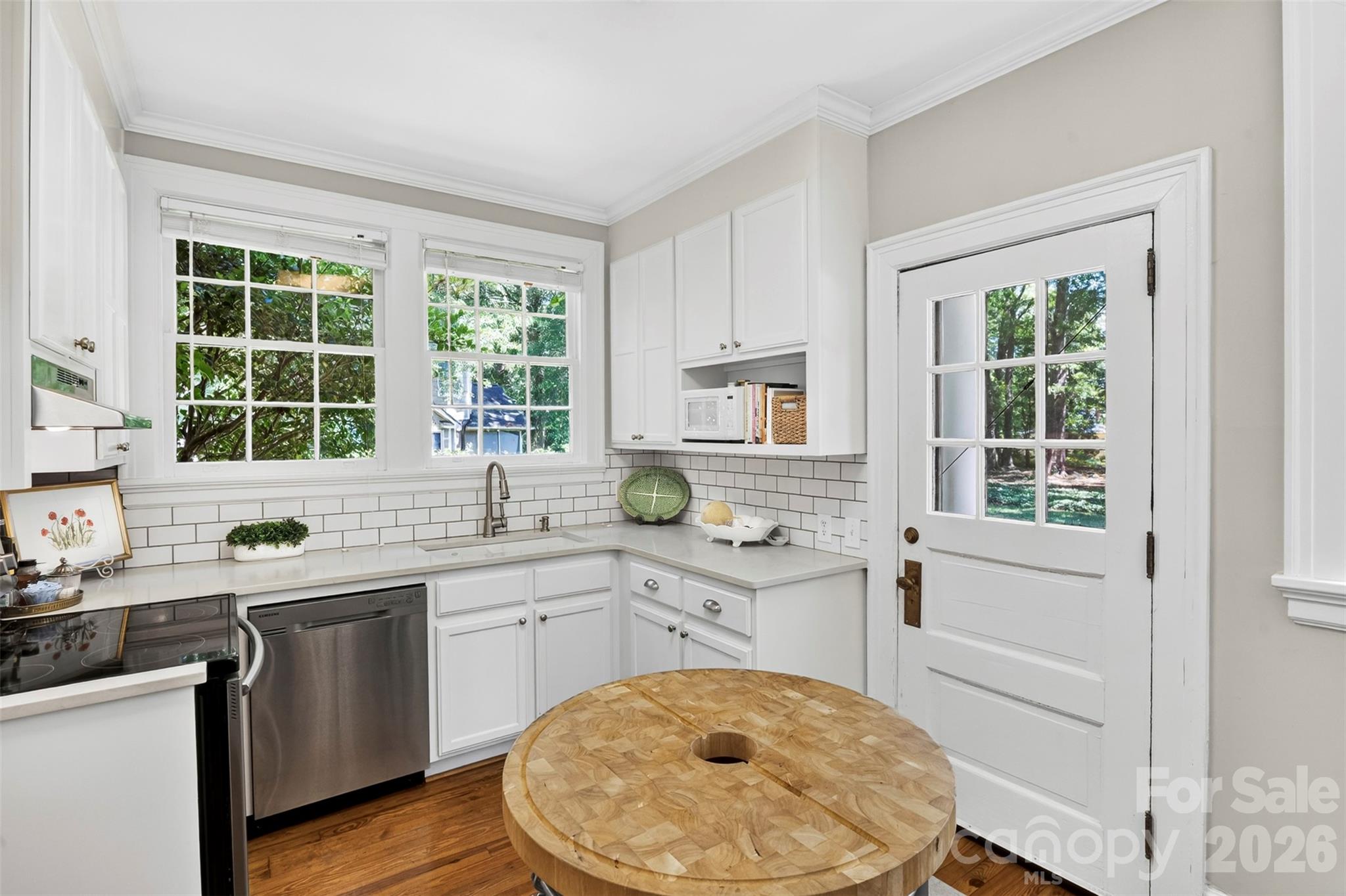 1211 S Belvedere Avenue — Gastonia