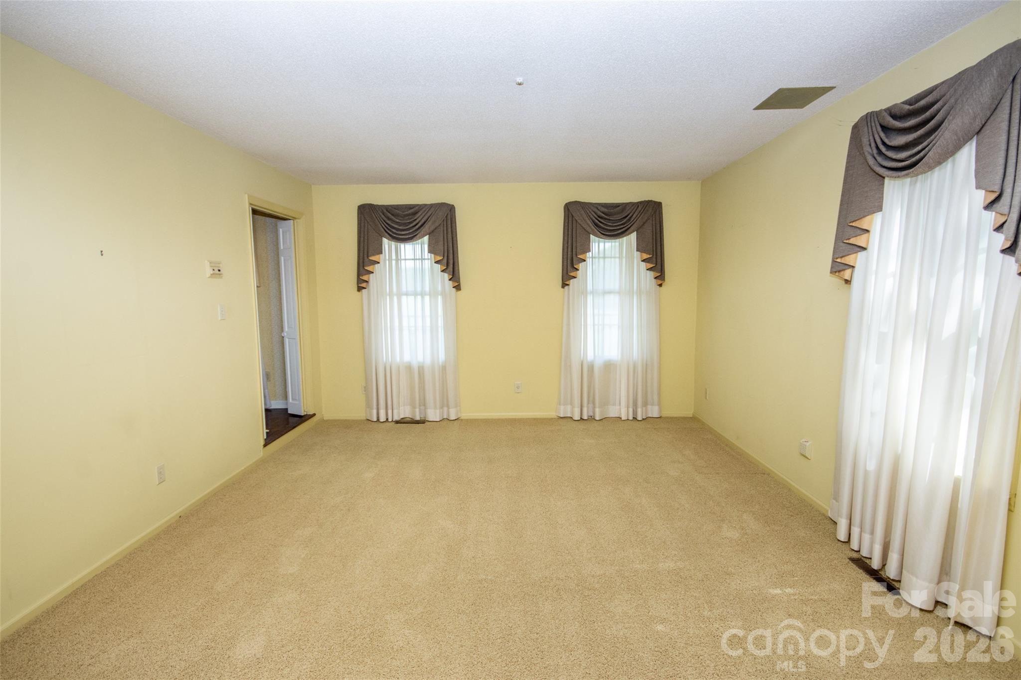229 Dunlap Gate Road — Statesville