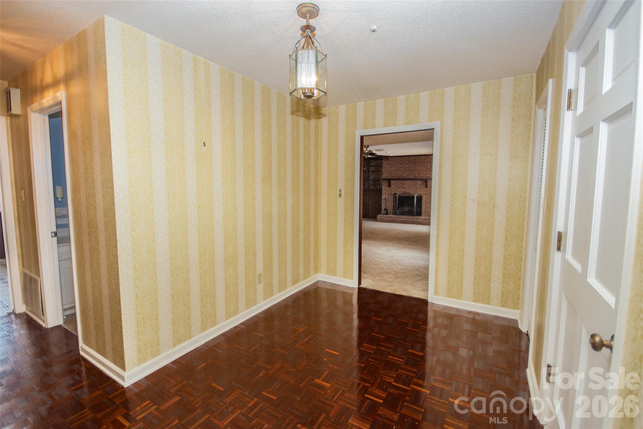 229 Dunlap Gate Road — Statesville
