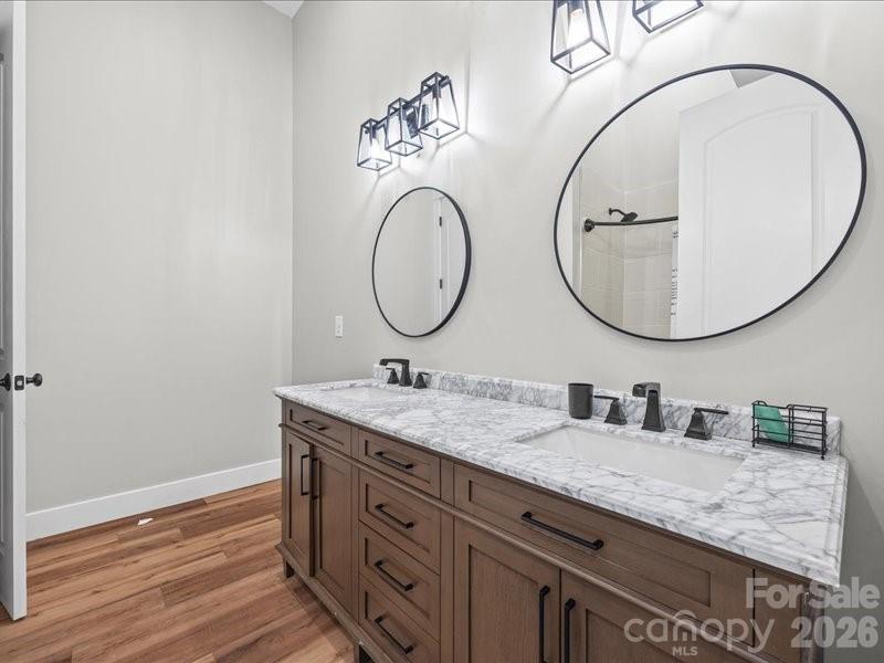 521 Rosebush Lane — Clover