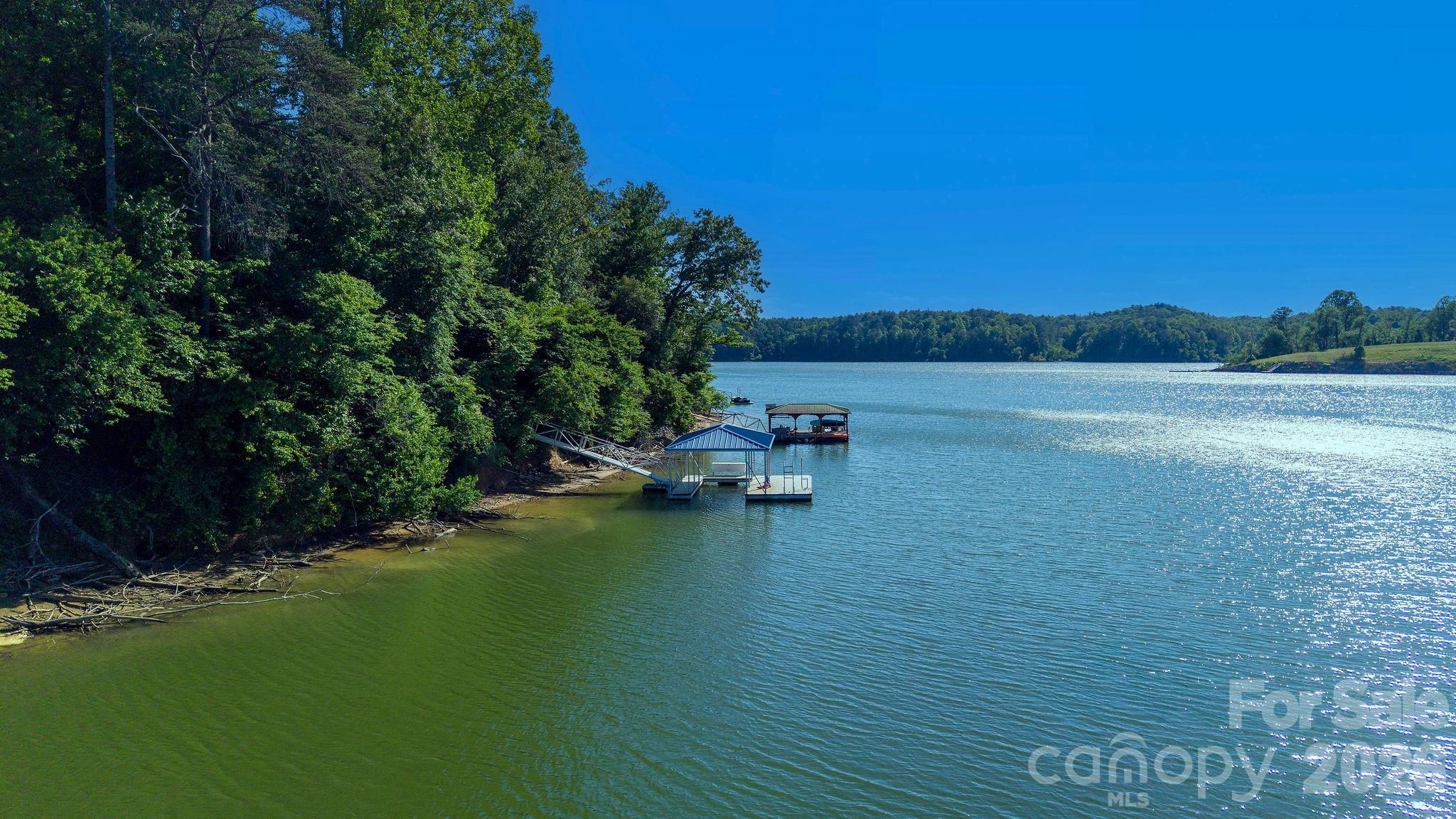 318 Heron Point Drive — Wilkesboro
