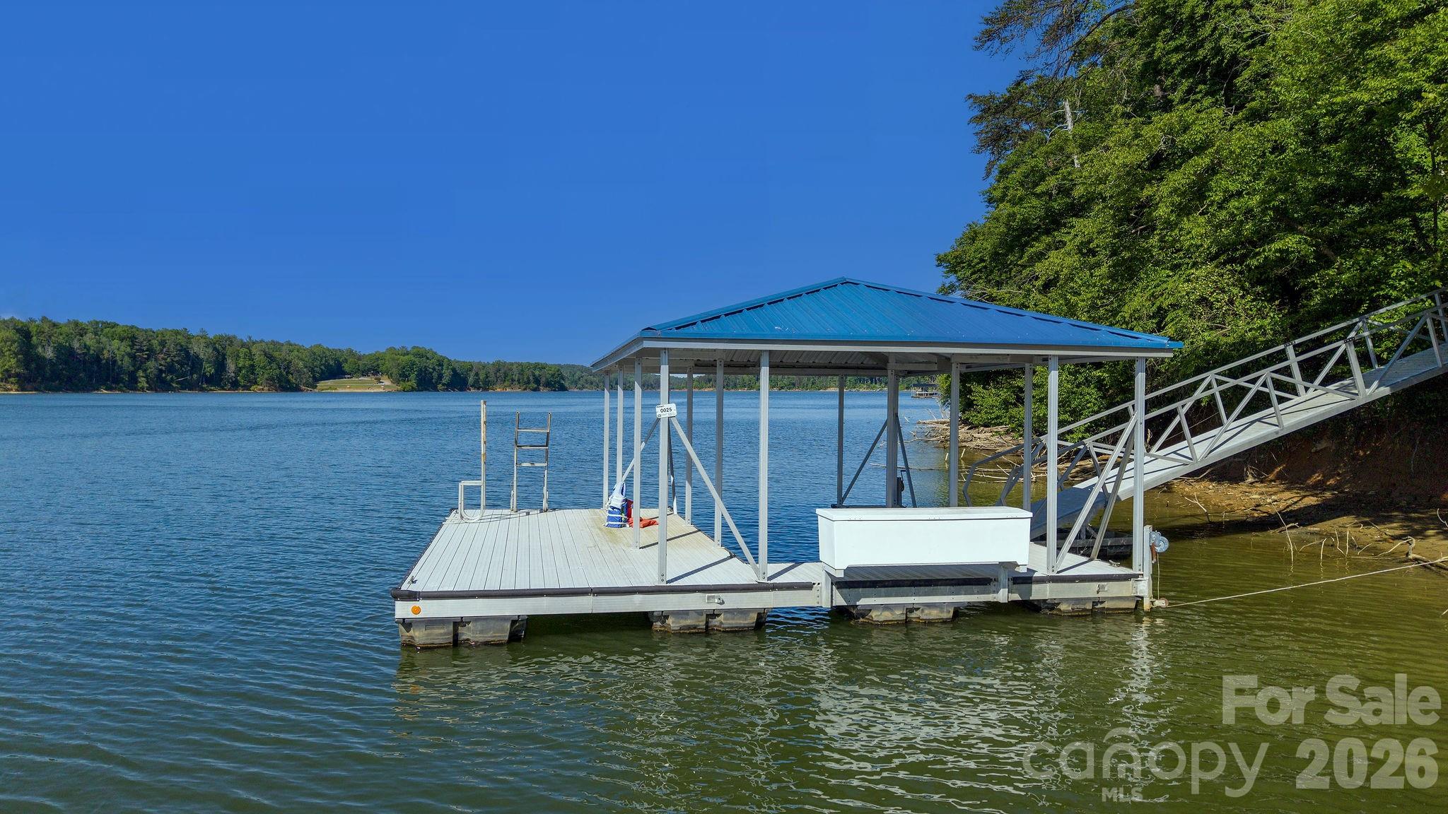 318 Heron Point Drive — Wilkesboro