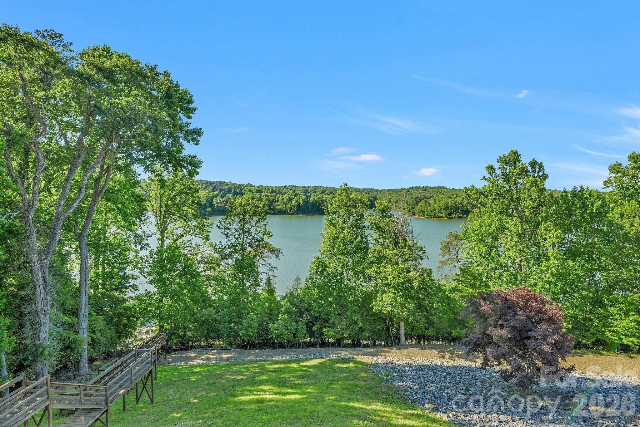 318 Heron Point Drive — Wilkesboro