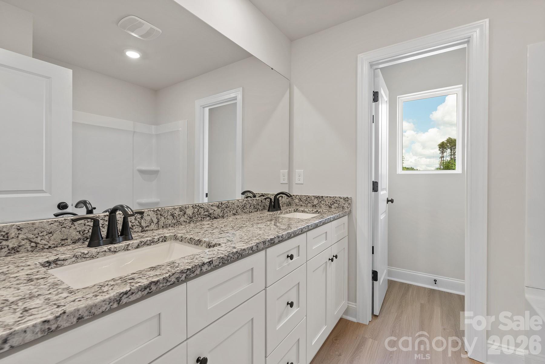6513 Fairford Drive — Charlotte