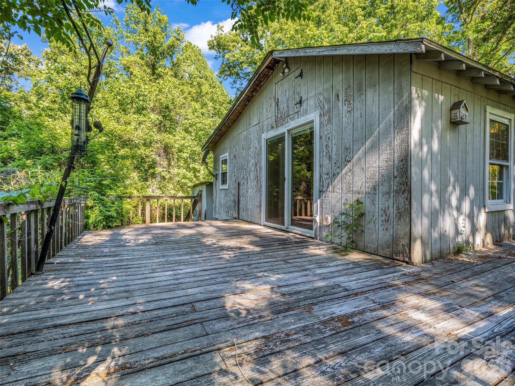 315 Alabama Avenue — Hendersonville