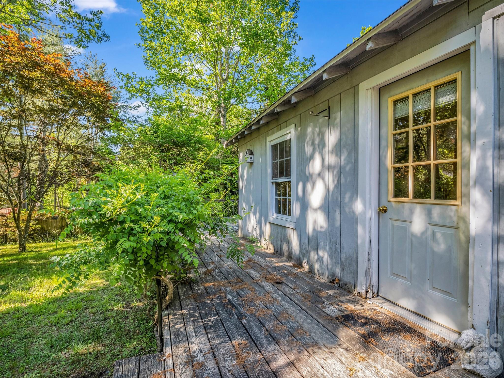 315 Alabama Avenue — Hendersonville