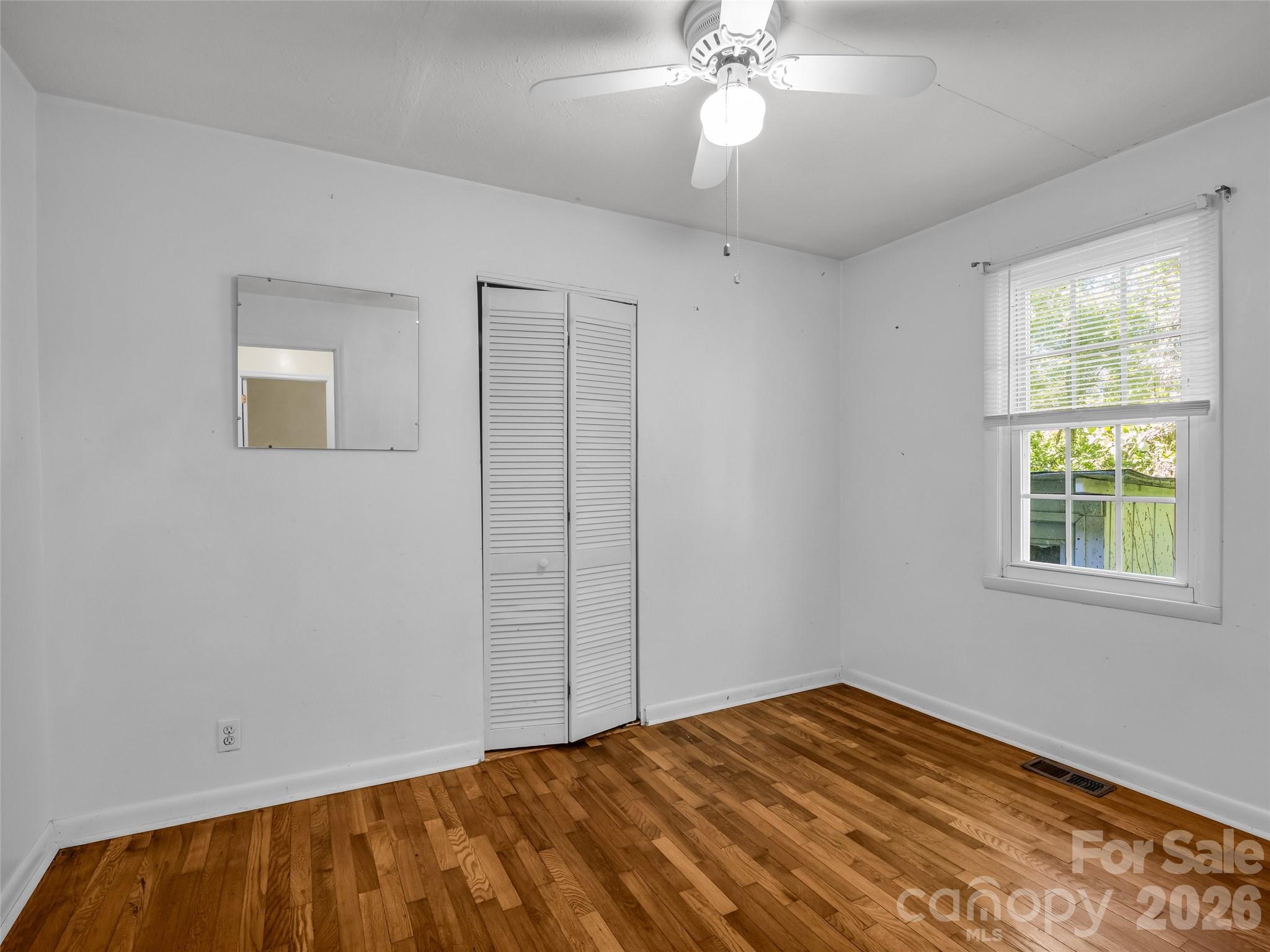 315 Alabama Avenue — Hendersonville