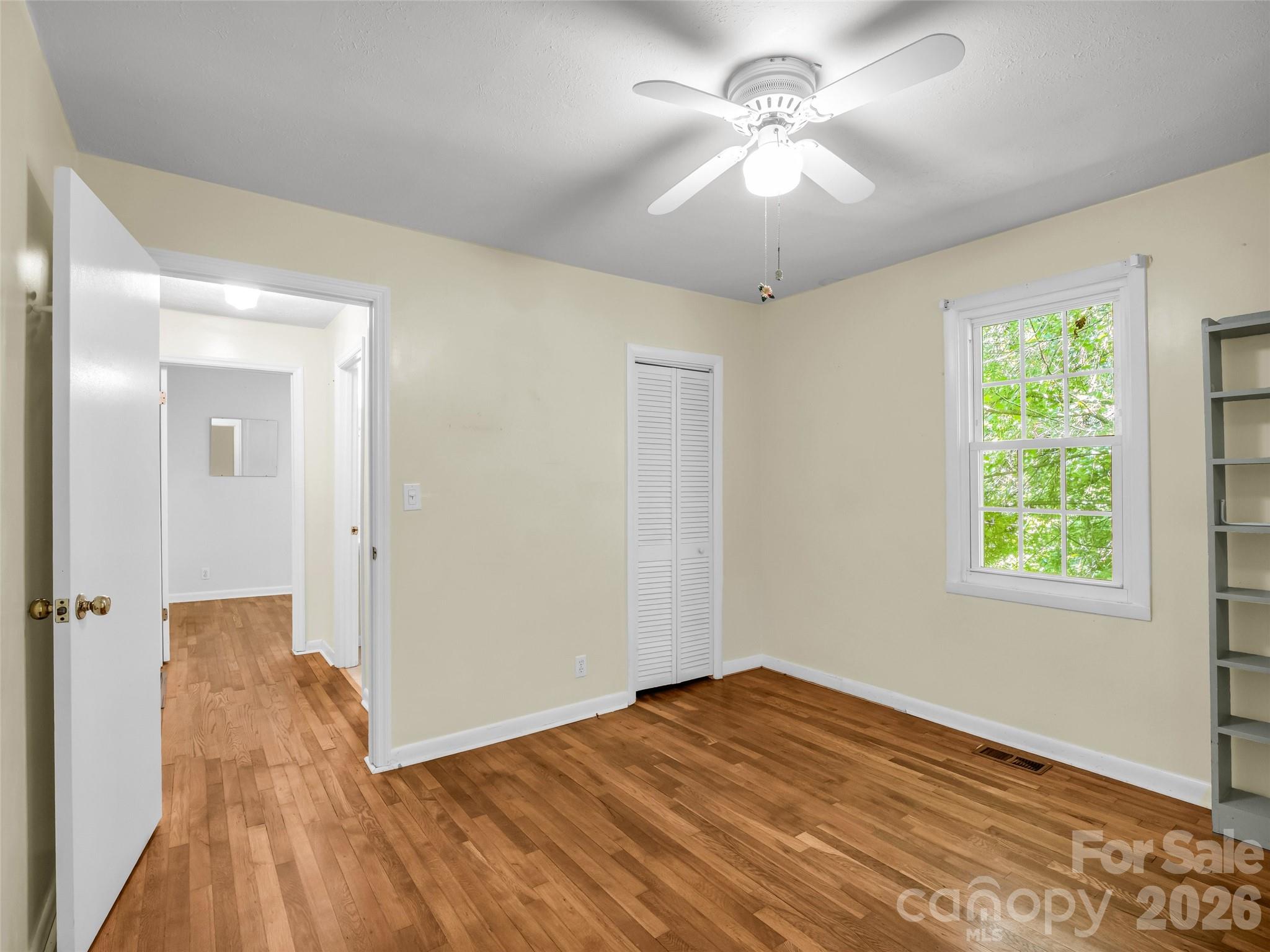 315 Alabama Avenue — Hendersonville