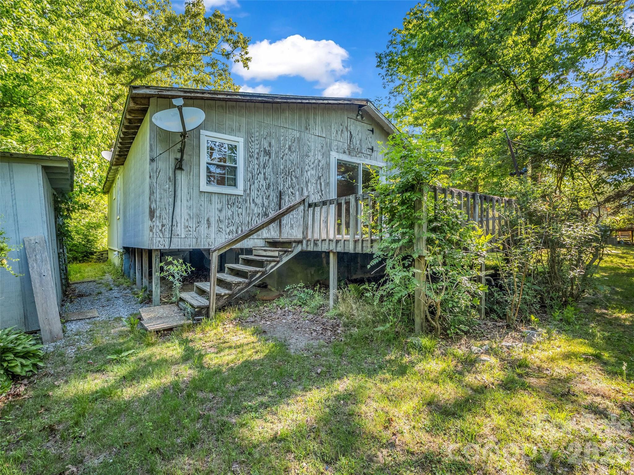 315 Alabama Avenue — Hendersonville