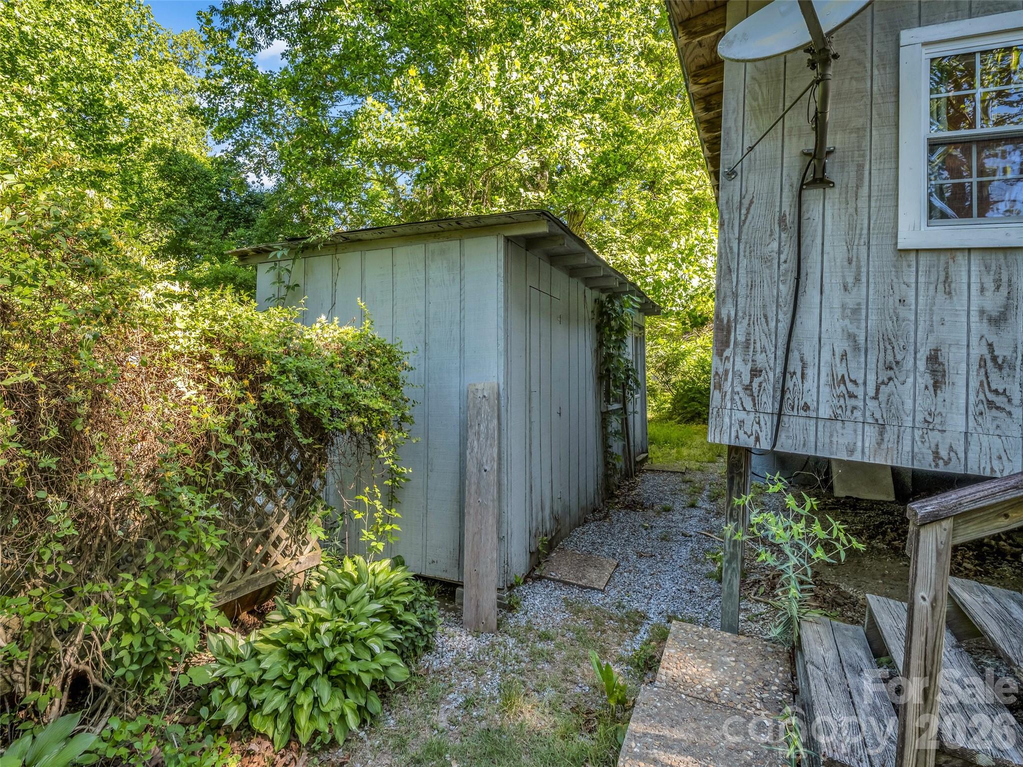 315 Alabama Avenue — Hendersonville