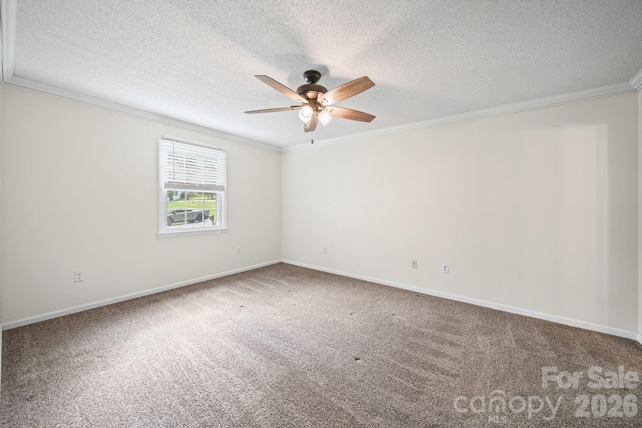5479 Gunpowder Drive — Hickory