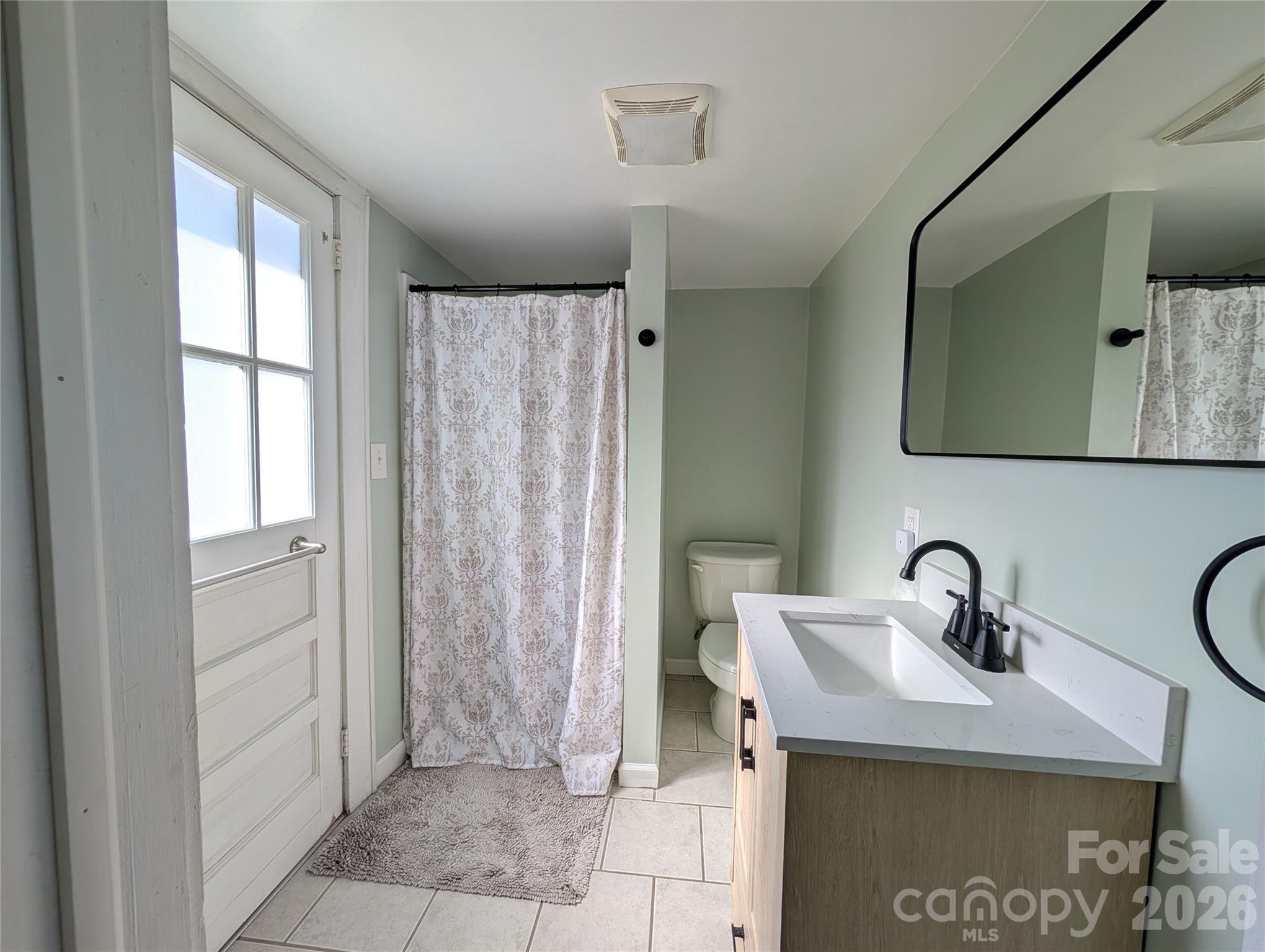 3462 Roberta Road — Concord