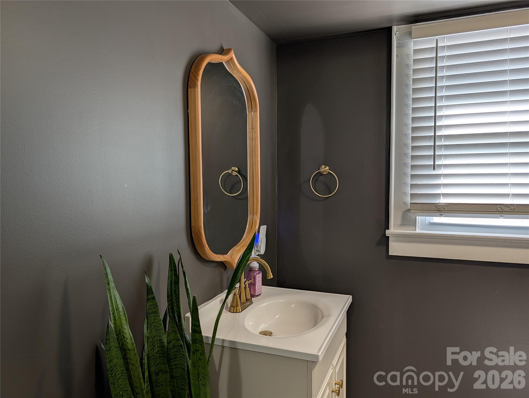 3462 Roberta Road — Concord
