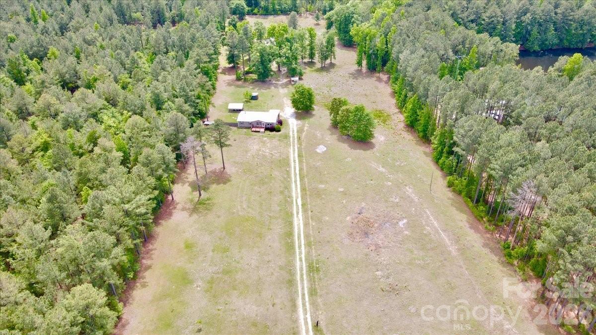 2082 Mary D Road — Chesterfield